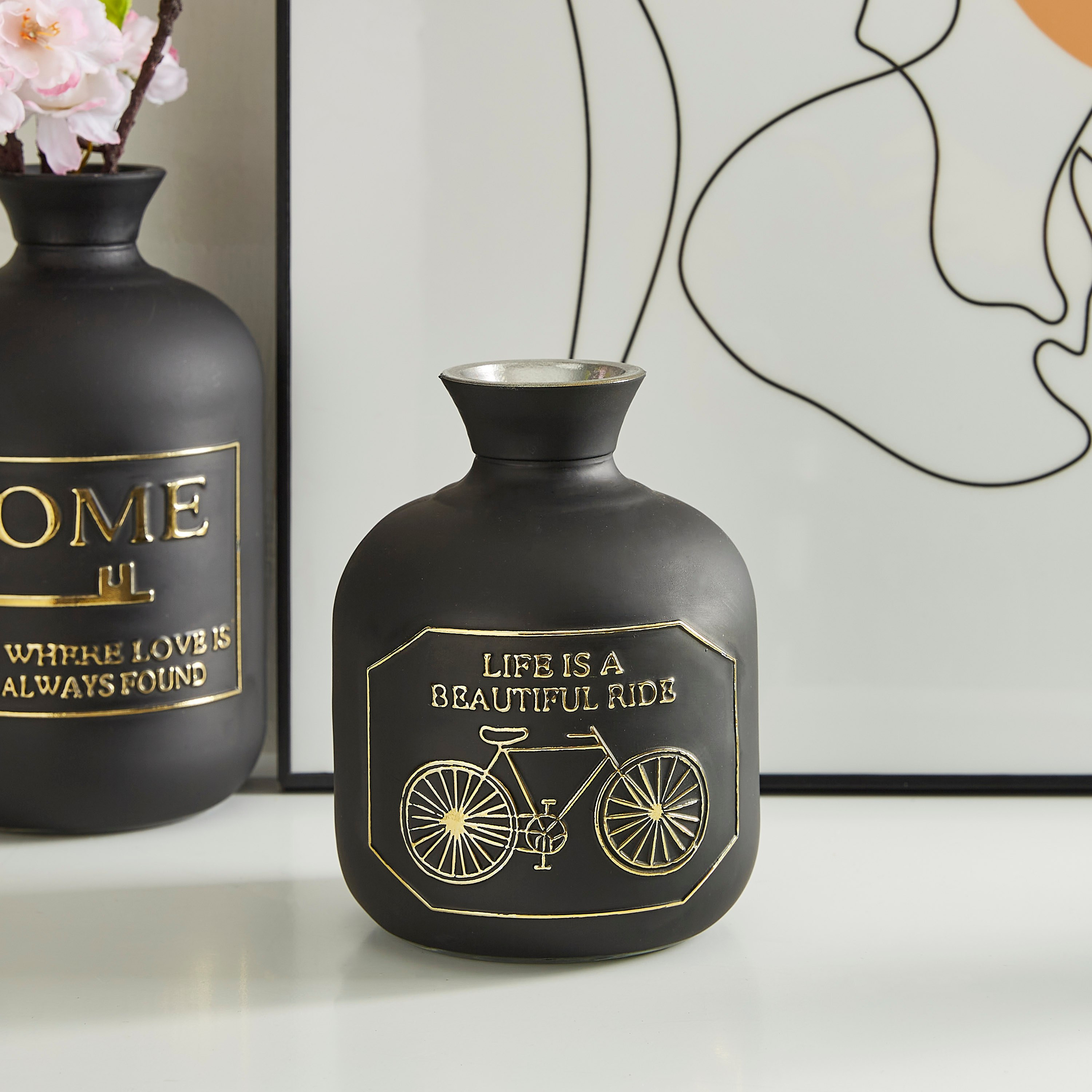 مزهرية صغيرة زجاج ميتاليك بتصميم دراجة من أفا-hbxbedroom-decorandaccessories-vases-image-1