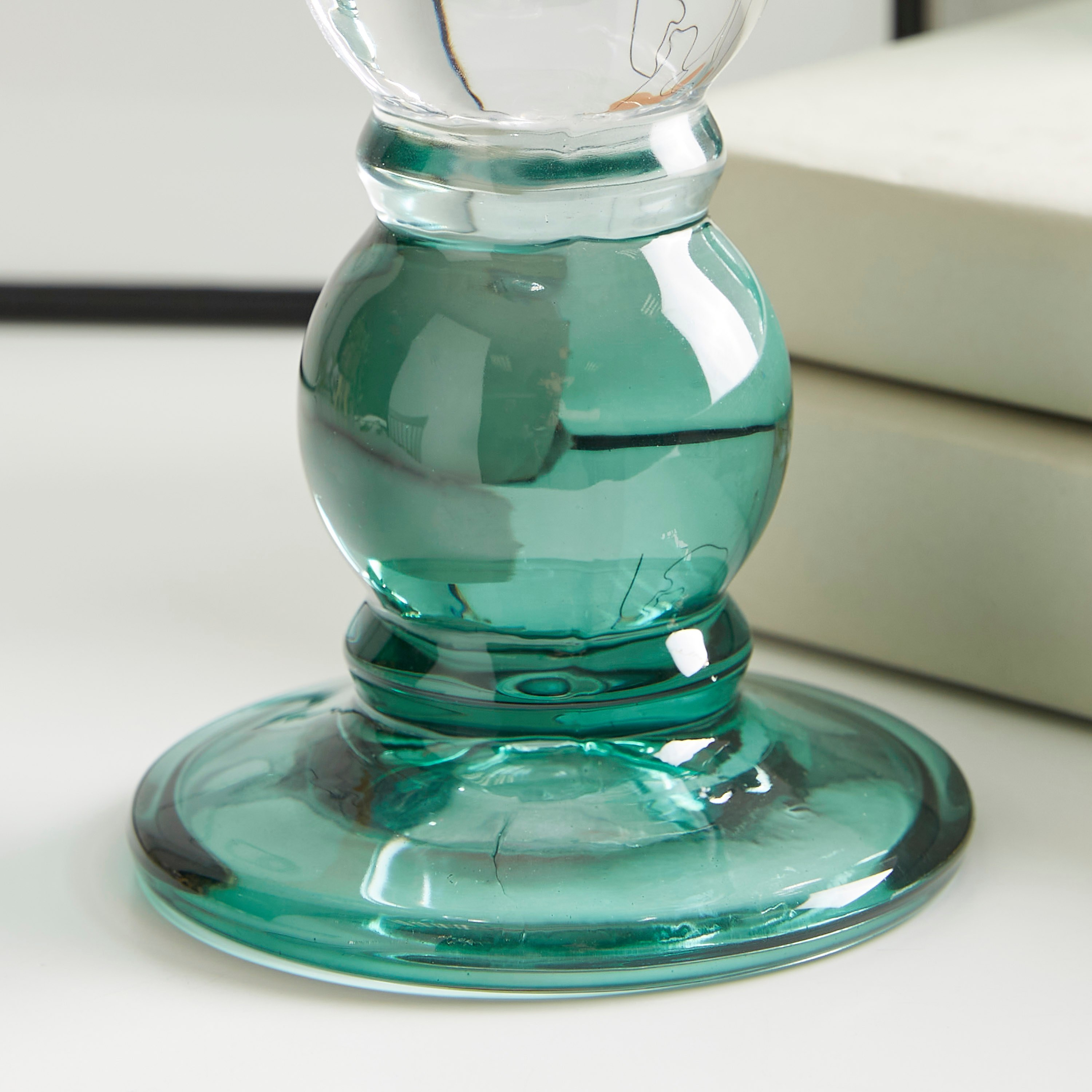 حامل شموع زجاجي عمودي رفيع جايد من آفا- صغير-hbxlivingroom-decorandaccessories-candleholders-image-3