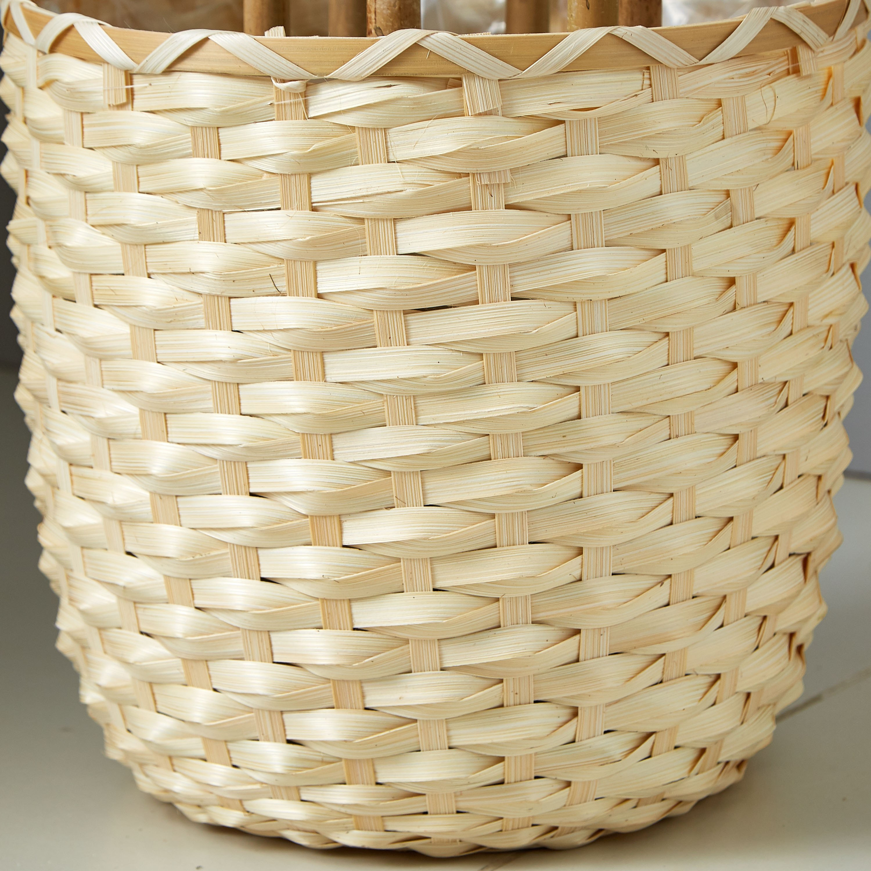 وعاء خيزران بتفاصيل منسوجة وبطانة مقاومة للماء من ناتورا - 26x27 سم-hbxdecorandfurnishings-homeaccessories-artificialflowersandplants-image-3