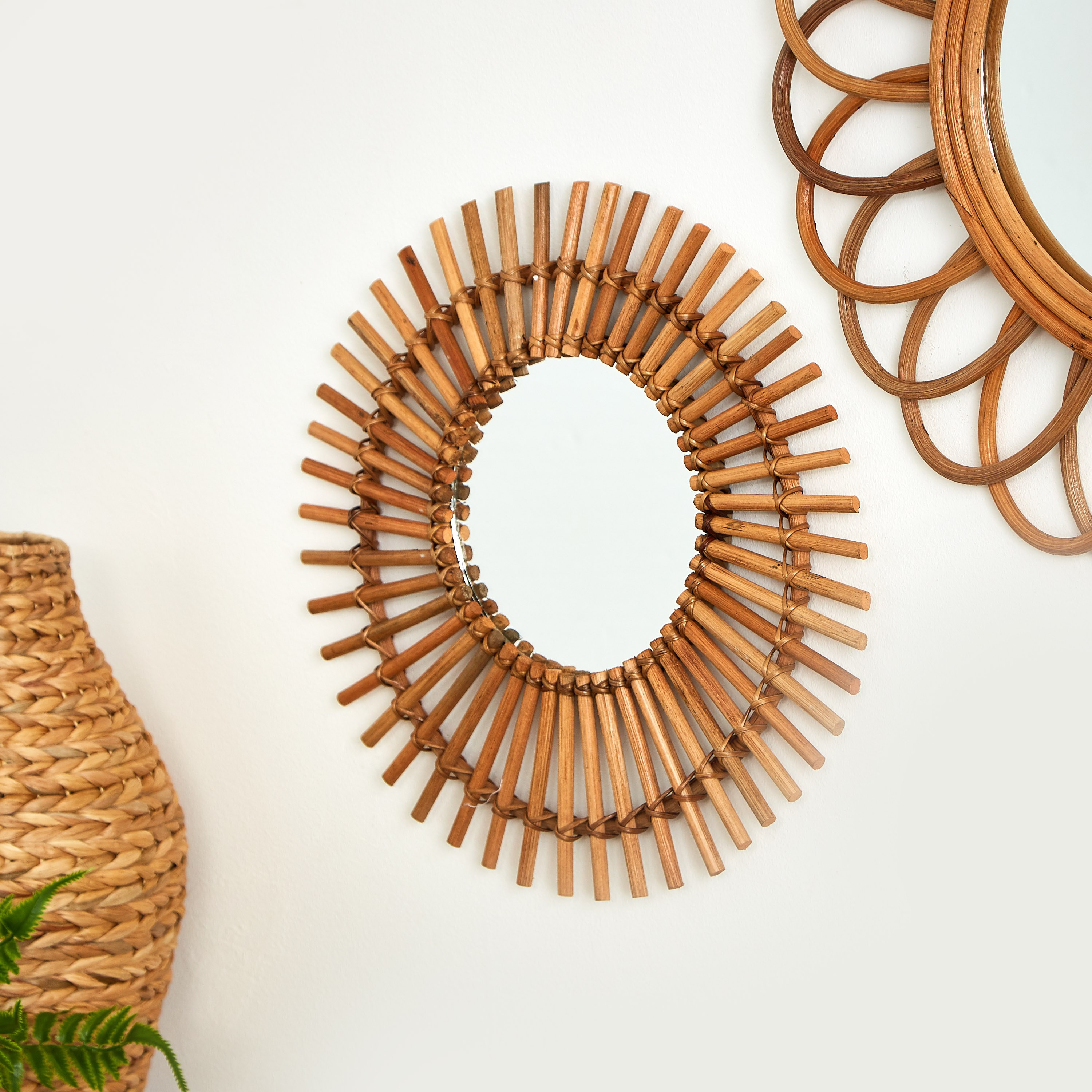 Natura Rattan Burst Mirror - 41x39x3 cm-hbxhomeware-hbxdecorandfurnishings-image-2