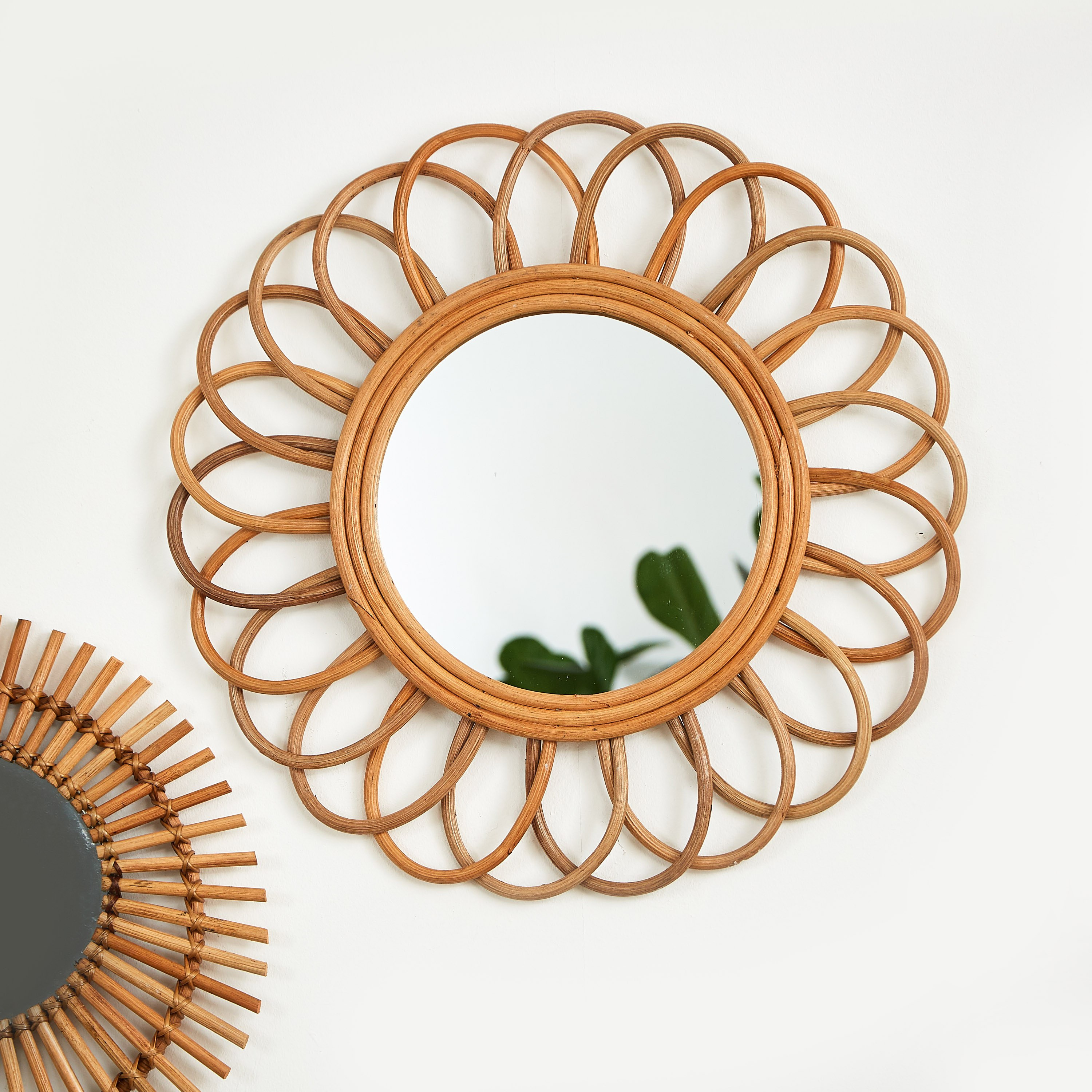 Natura Rattan Floral Mirror - 53x3 cm-hbxhomeware-hbxdecorandfurnishings-image-1