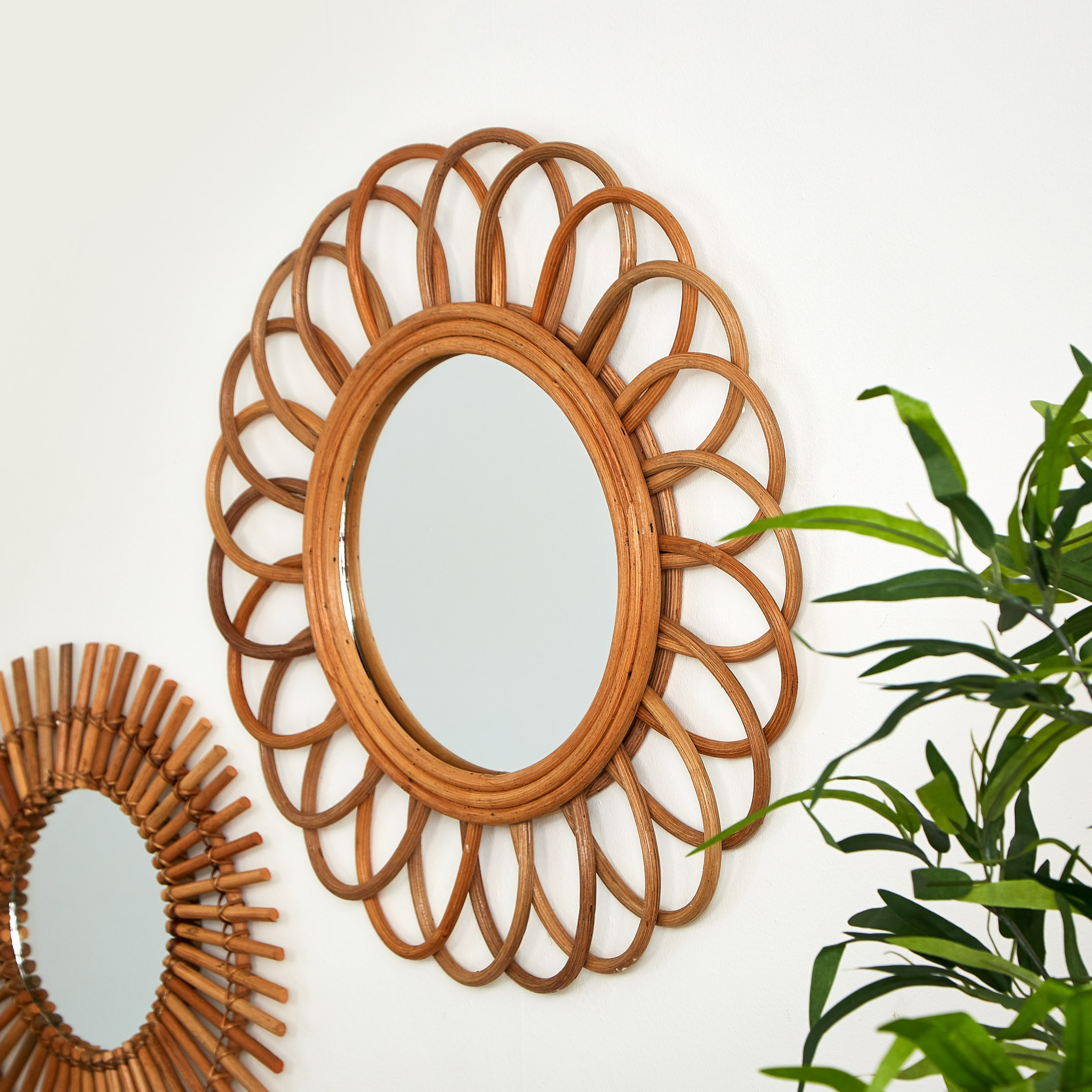 Natura Rattan Floral Mirror - 53x3 cm-hbxhomeware-hbxdecorandfurnishings-image-2