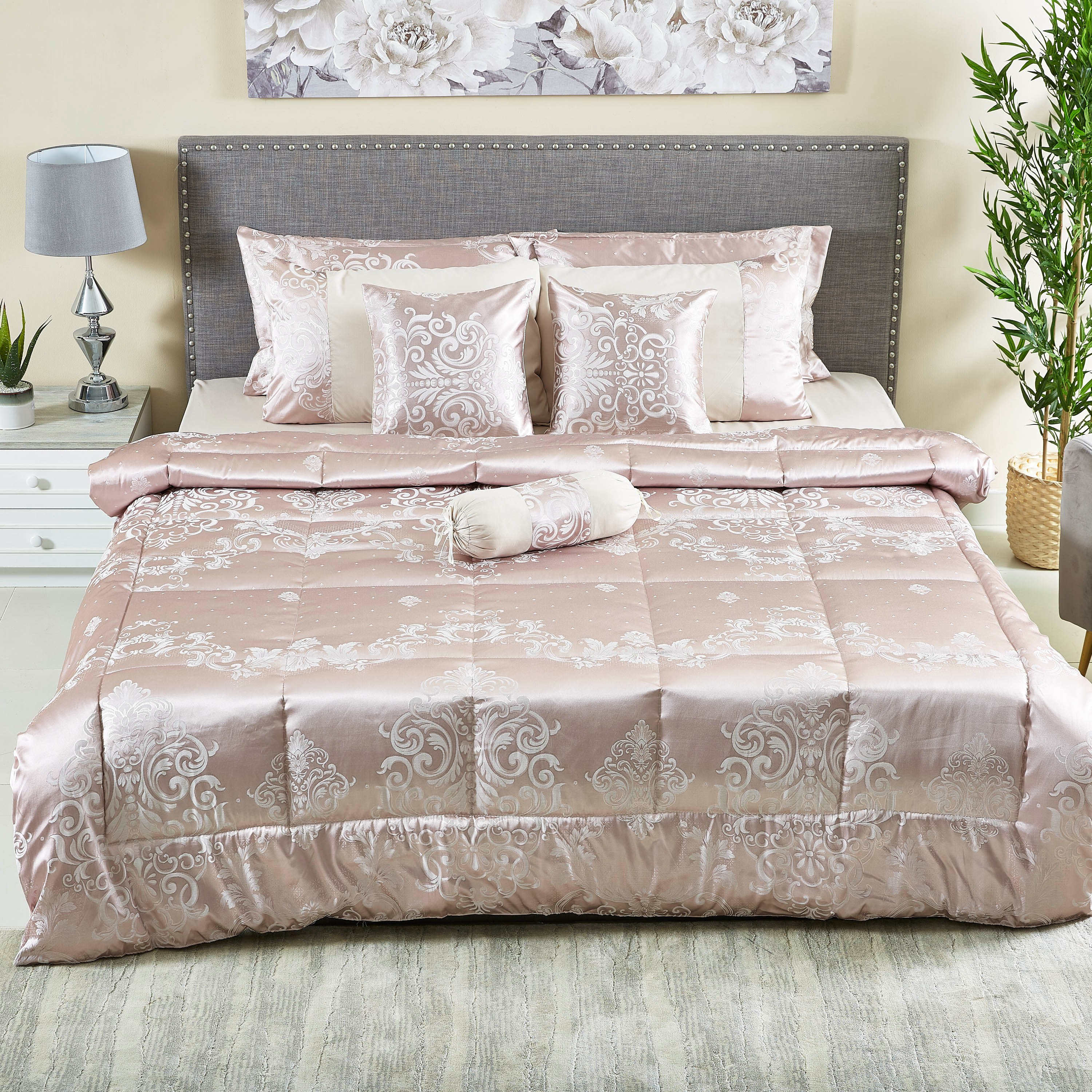 طقم لحاف كينج جاكار 9- قطع من داليا- 220x240 سم-hbxhomeware-hbxdecorandfurnishings-image-1