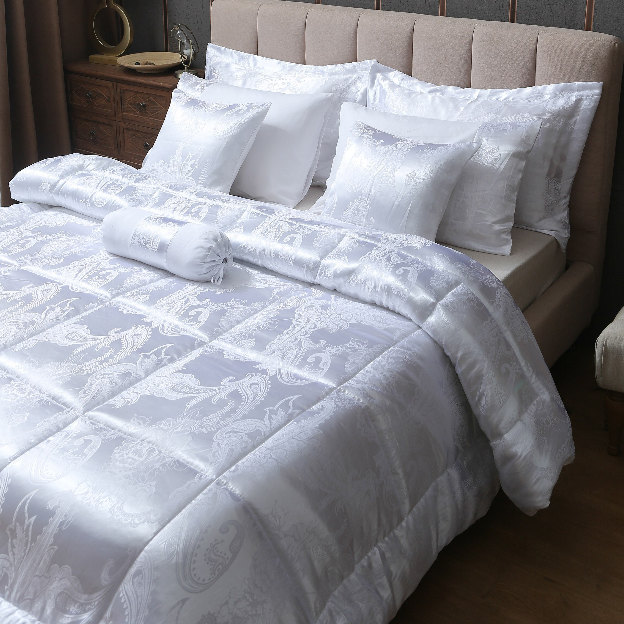 طقم لحاف جاكار كينج 9 قطع من أديرا - 220x240 سم-hbxhomeware-hbxdecorandfurnishings-image-6