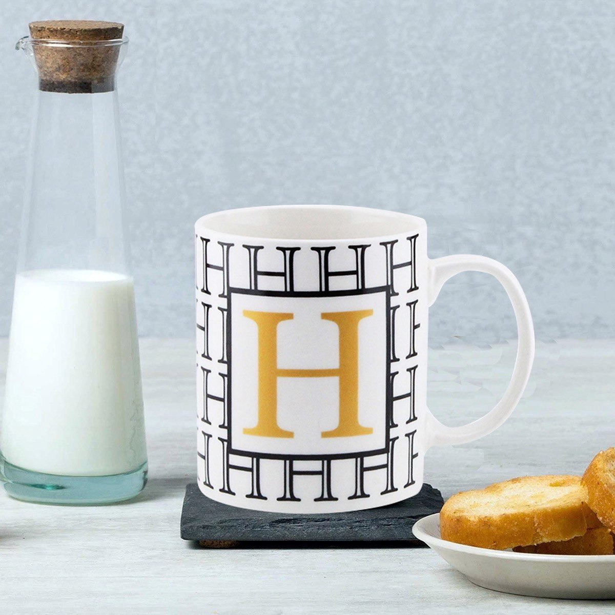 مج قهوة بورسلين بحرف الـ H من فيست - 300 مل-hbxdecorandfurnishings-tabletop-crockery-image-1