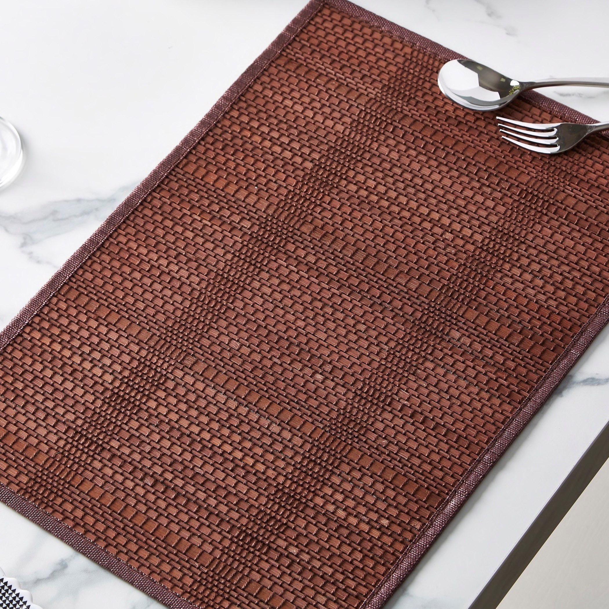 لبادة صحون خيزران من كورا - 30×45 سم-hbxdecorandfurnishings-homefurnishings-tablelinens-image-2