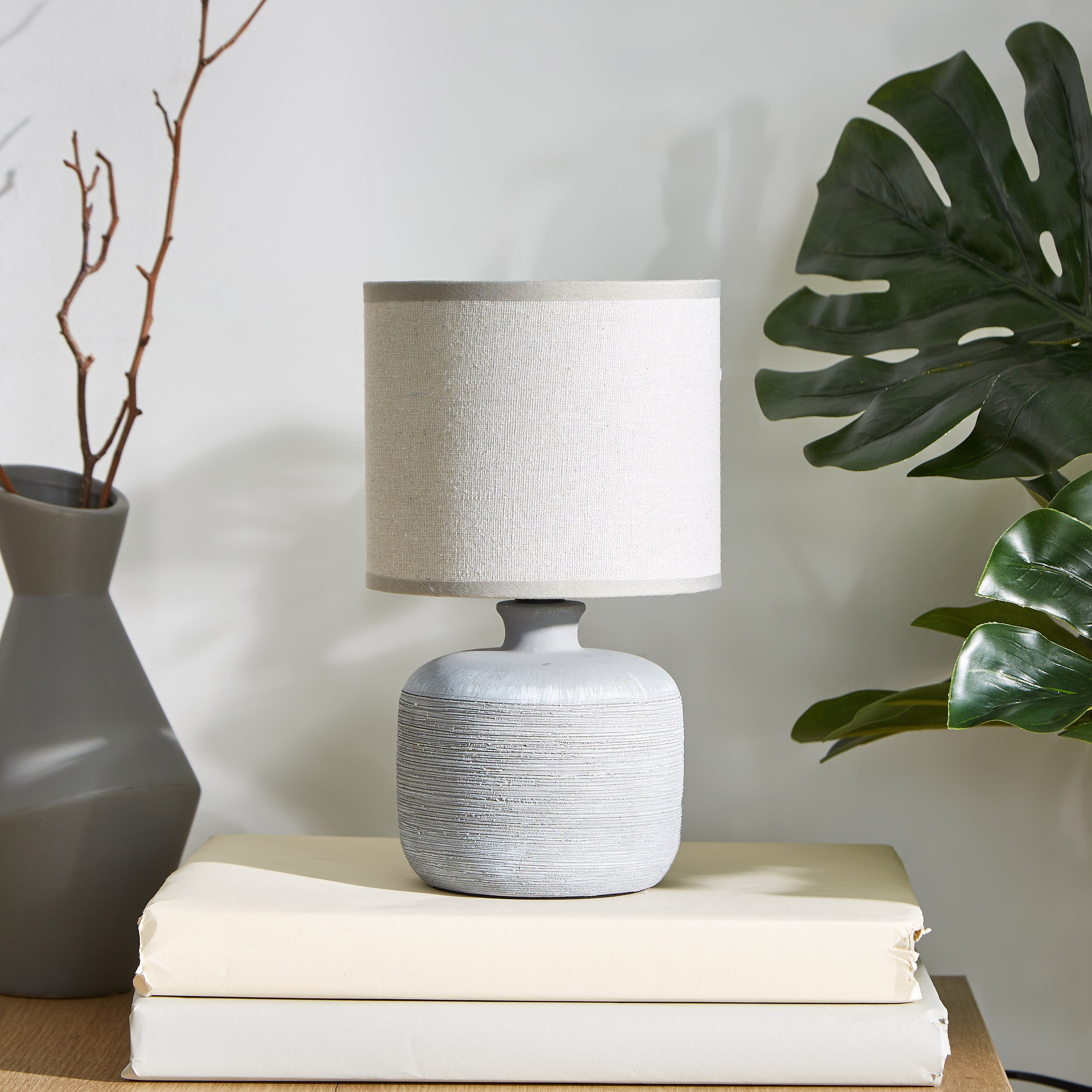 Ekon Ceramic Table Lamp - 29 cm-hbxlivingroom-lighting-tablelamps-image-1