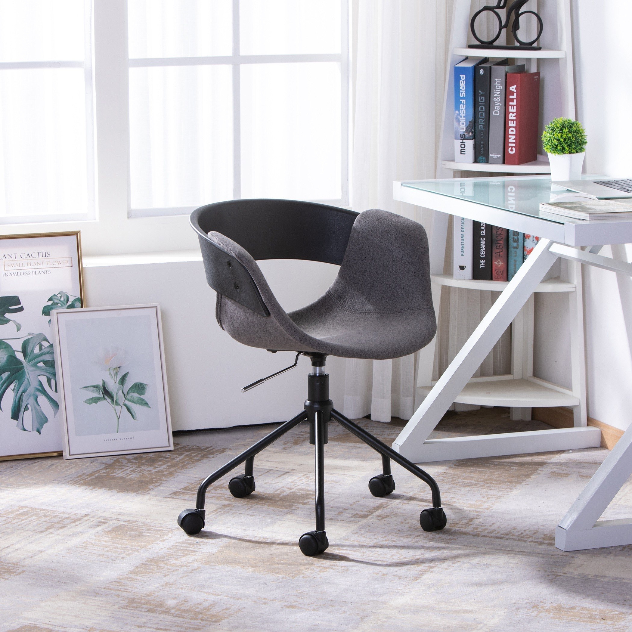 كرسي مكتب من باتارا-hbxfurniture-kidsroom-studychairs-image-1