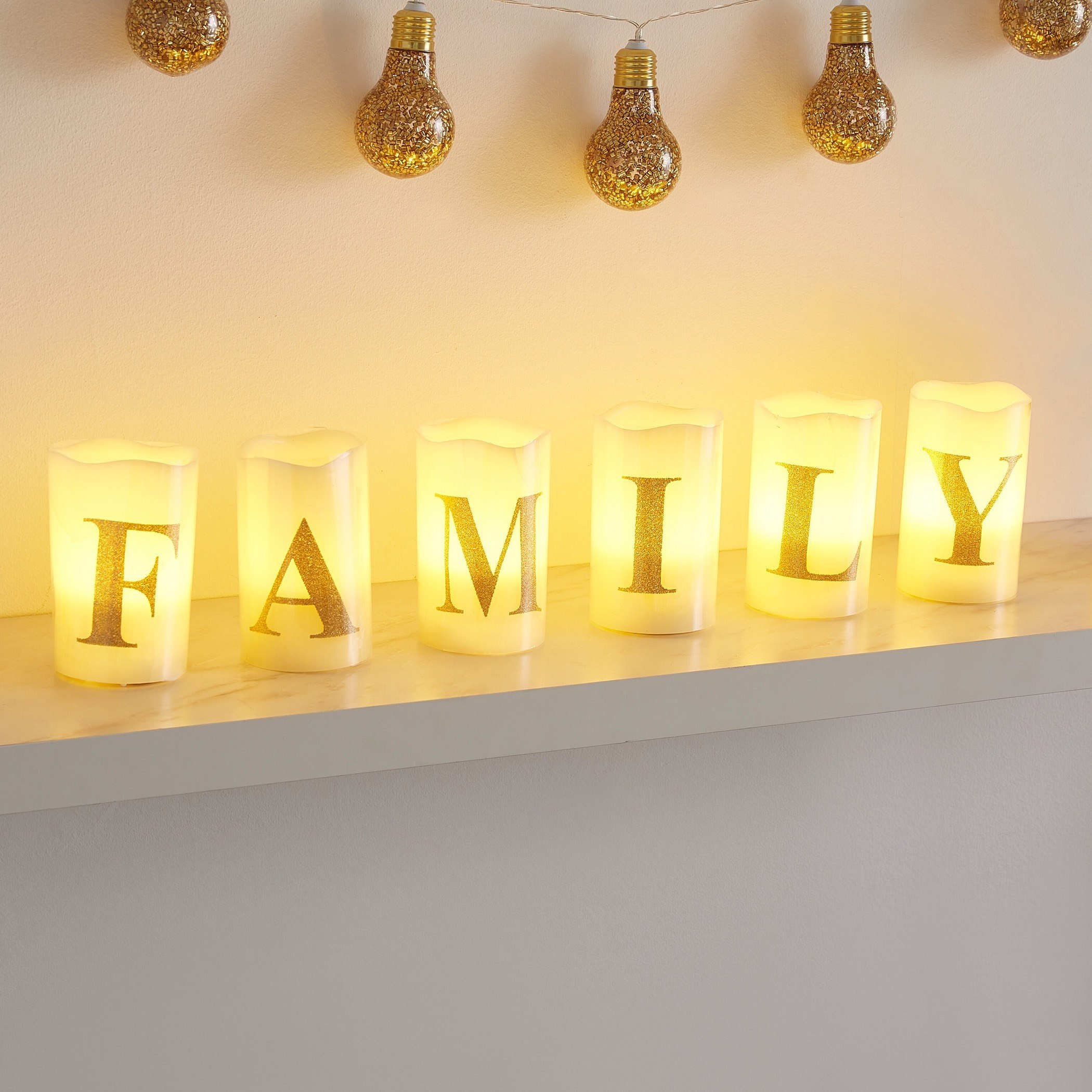 طقم شموع أل إي دي بتصميم كلمة فاميلي من أورلا-hbxdiningroom-lighting-decorativesandstringlights-image-1