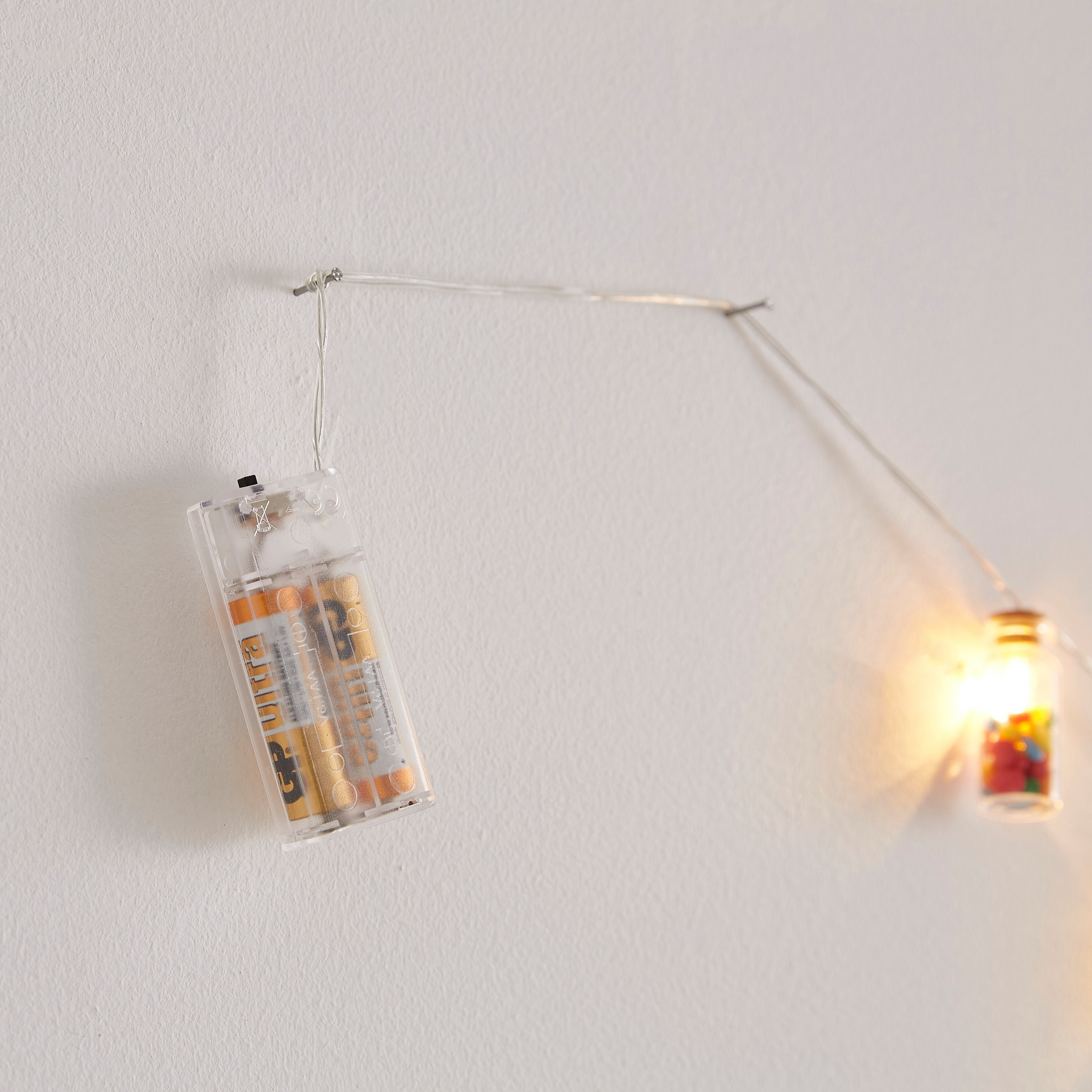 خيط إضاءة أل إي دي بتصميم قارورة 10 قطع من أورلا - 120 سم-hbxhomeware-lighting-decorativesandstringlights-image-6