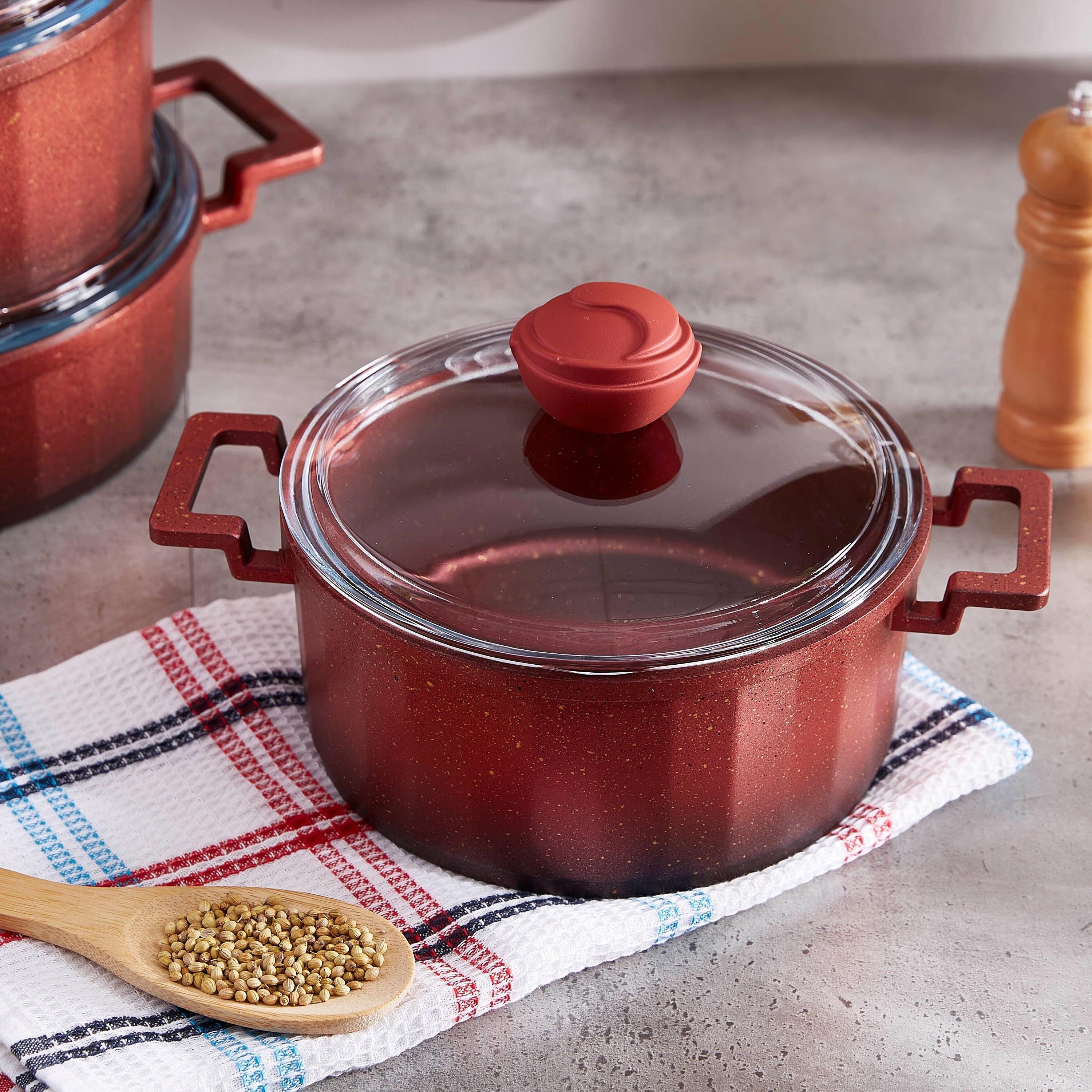 طقم أواني طهي ثقيلة دايكاست قابلة للاستخدام في الفرن من لا كوتشينا -7 قطع-hbxkitchen-kitchenware-foodpreparation-image-3