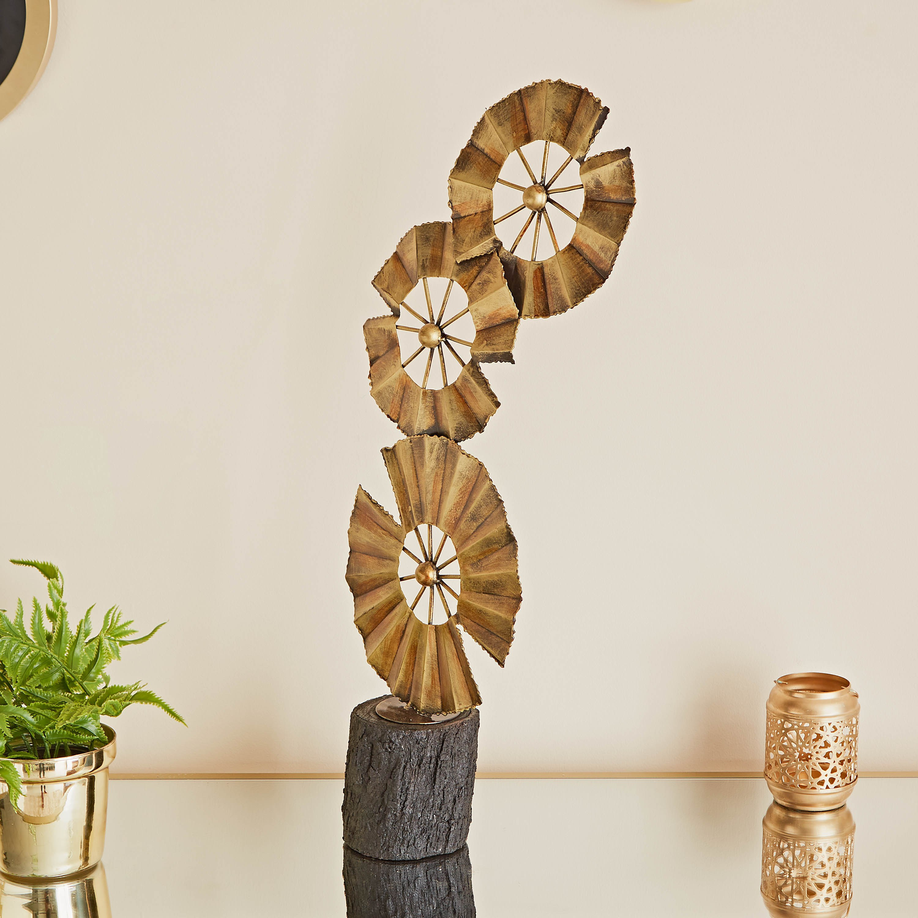 ديكور طاولة بتصميم مروحة يدوية - إيبيزا-hbxhomeware-homedecor-figurinesandornaments-image-1