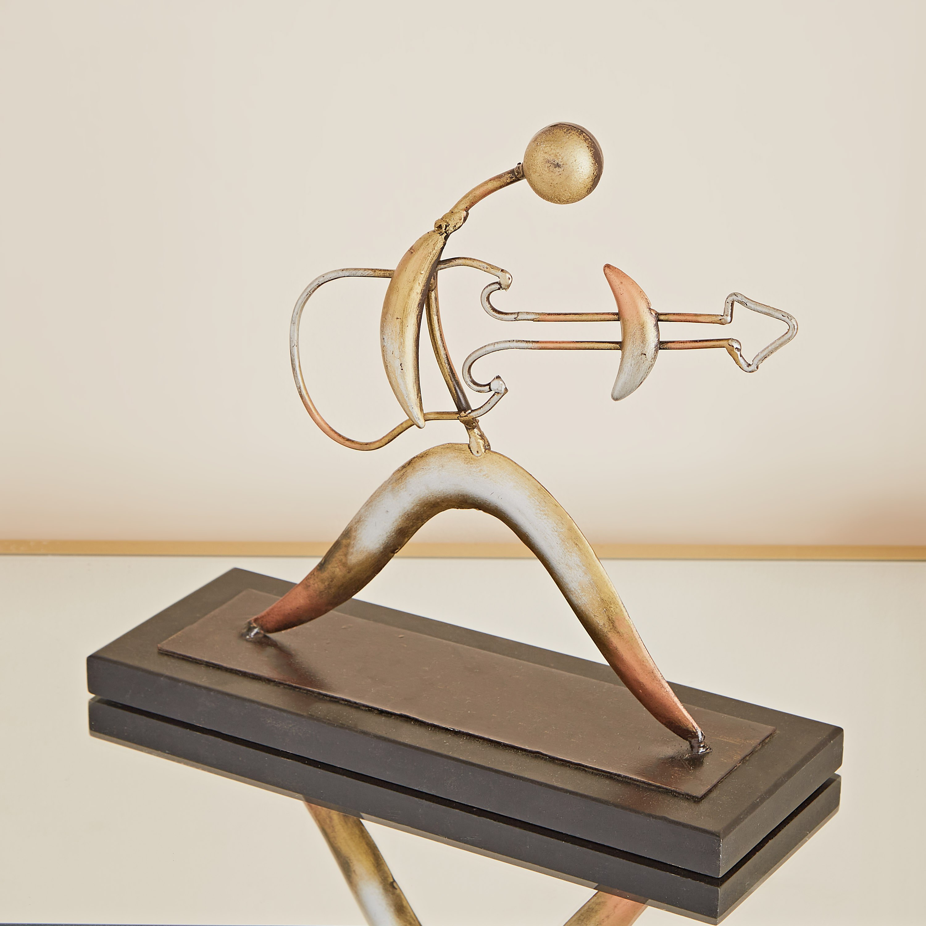 ديكور طاولة جيتار تجريدي من إيبيزا-hbxhomeware-homedecor-figurinesandornaments-image-1