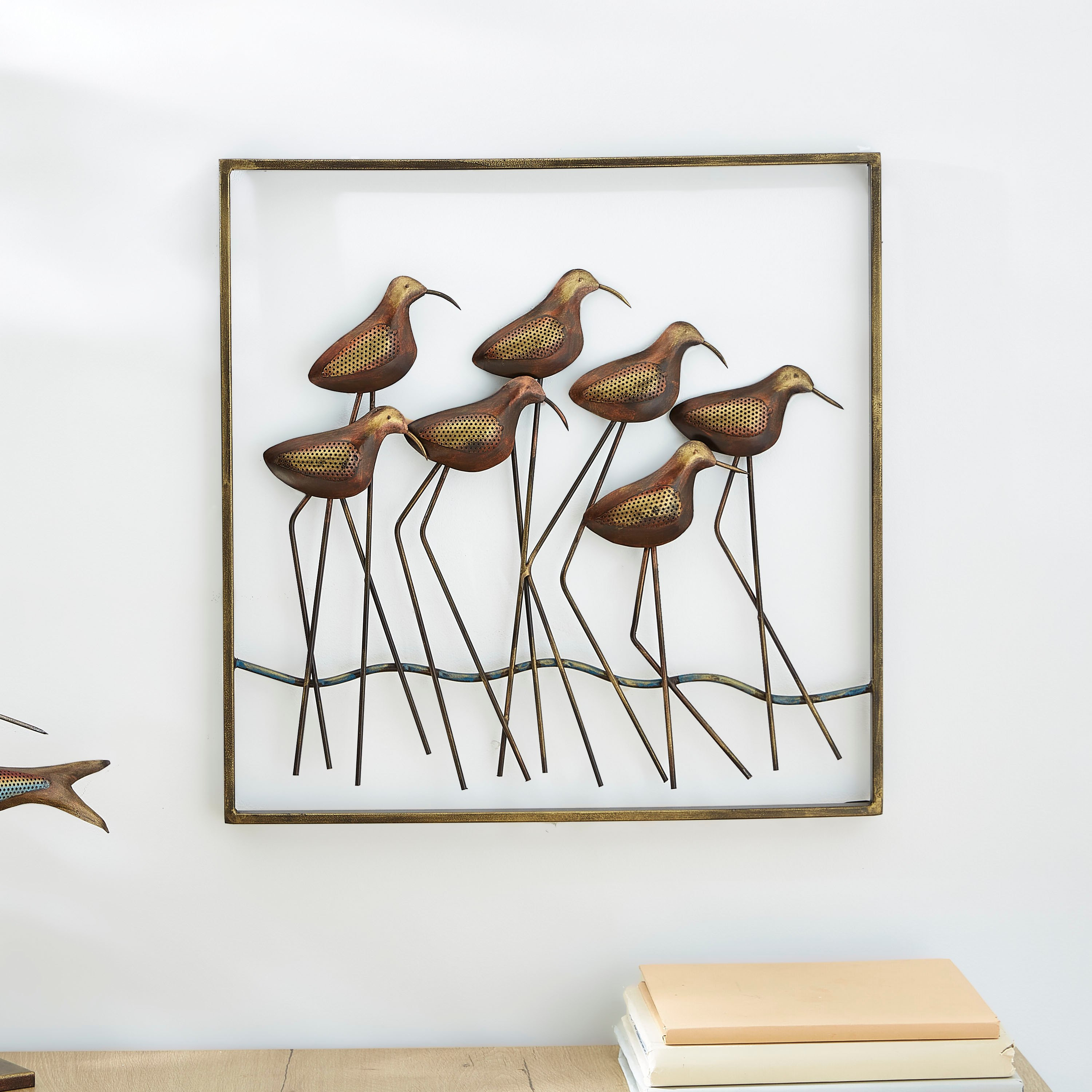 زينة حائط بتصميم عائلة فينيا من إيبيزا-hbxdiningroom-walldecor-wallart-image-1