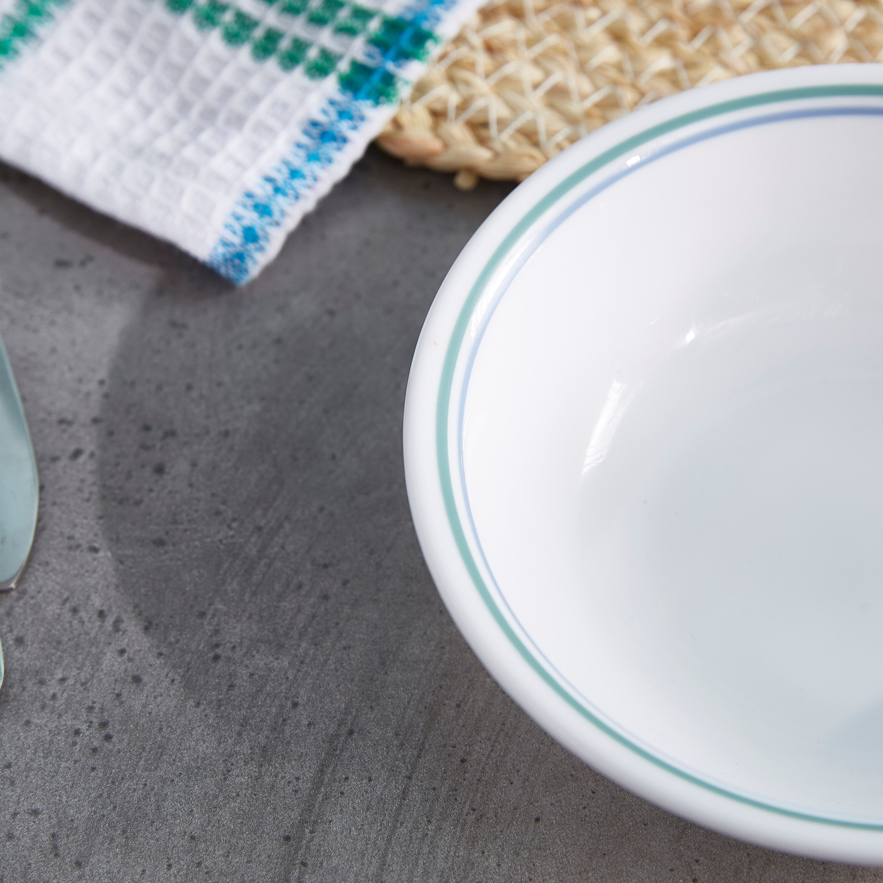 وعاء حلوى كانتري كوتدج من كوريل-hbxdecorandfurnishings-tabletop-crockery-image-2
