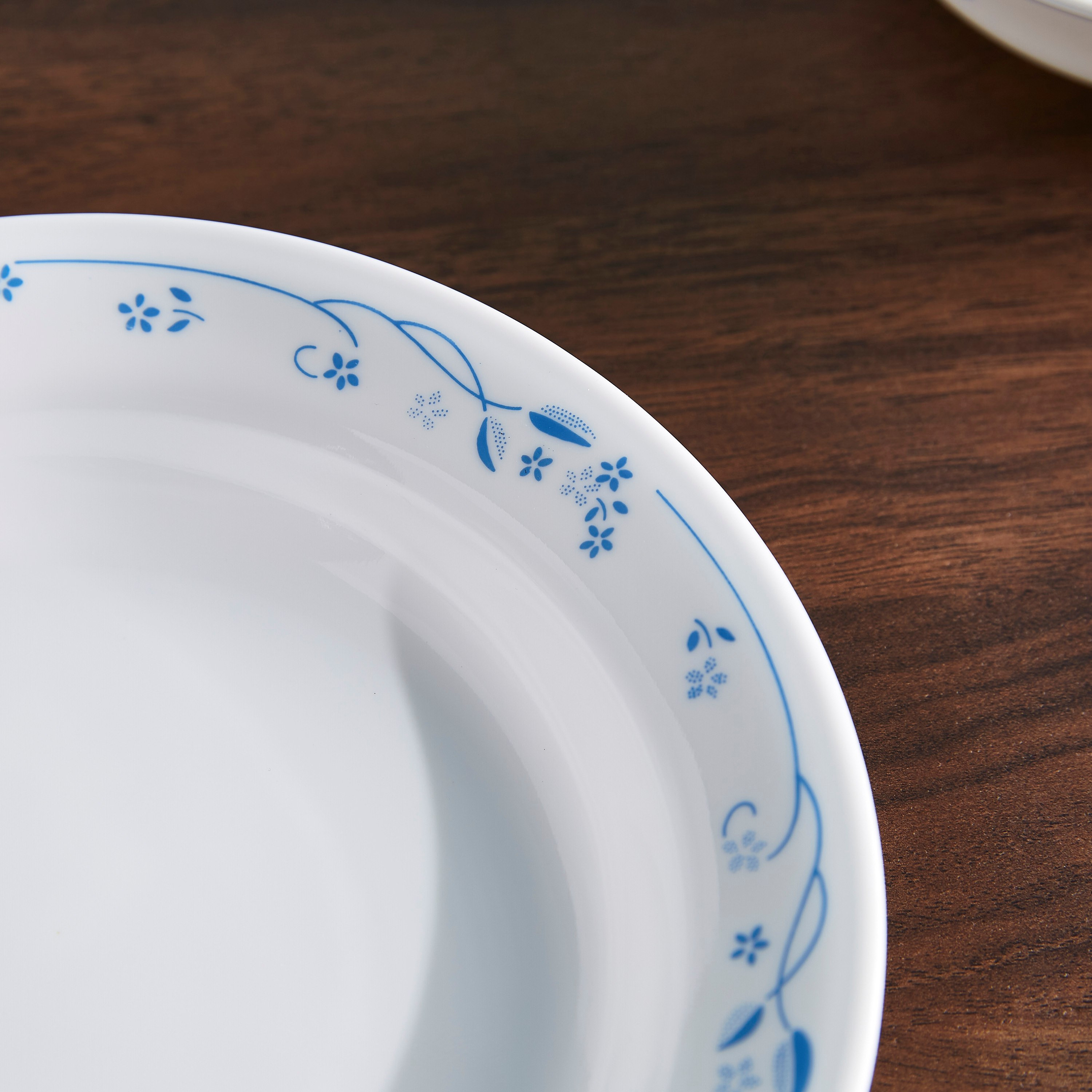صحن حساء بحواف زرقاء من كوريل بروفينشال - 21 سم-hbxdecorandfurnishings-tabletop-crockery-image-3