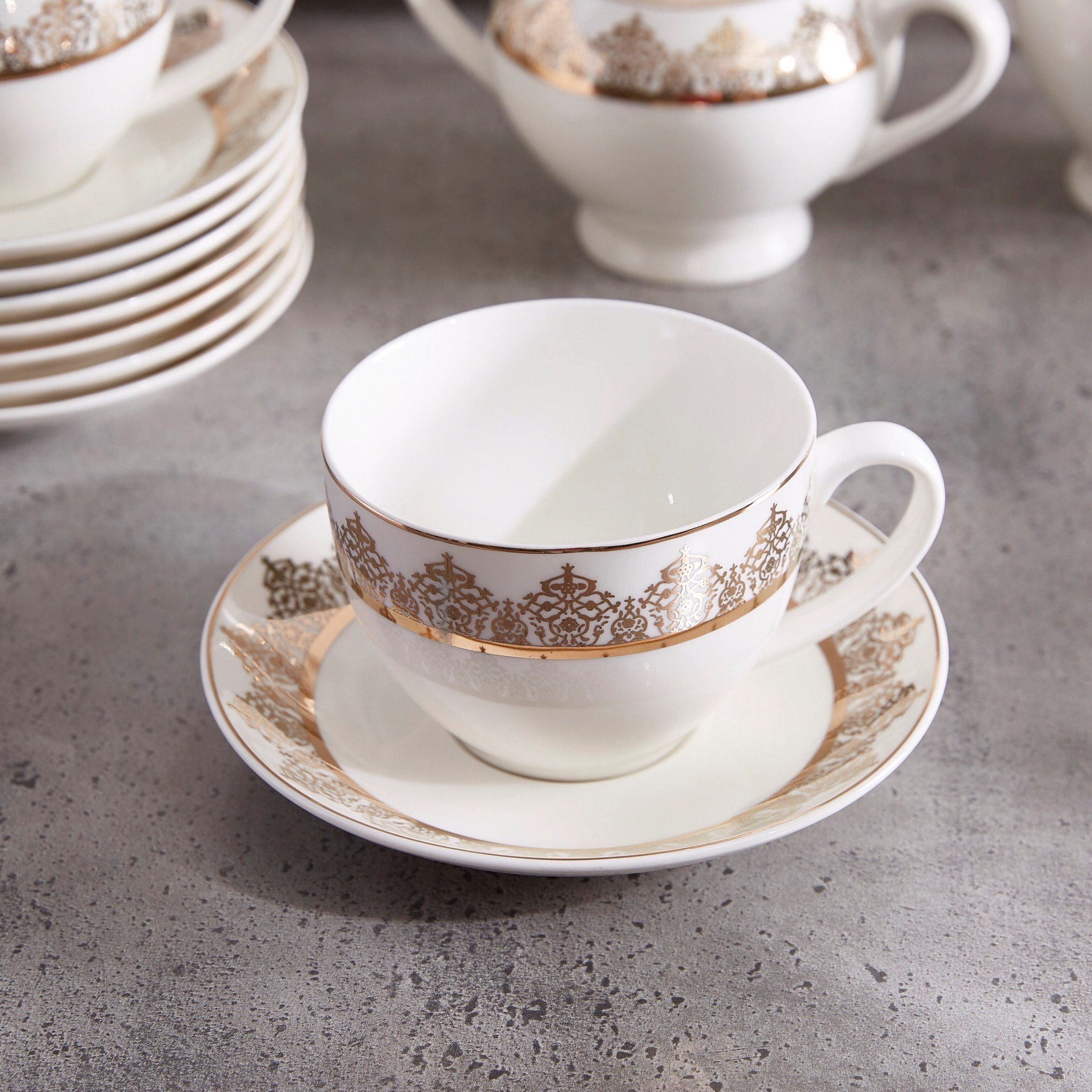 طقم مستلزمات المائدة من الخزف الصيني من فيست فينيس - 47 قطعة-hbxhomeware-hbxkitchen-image-3