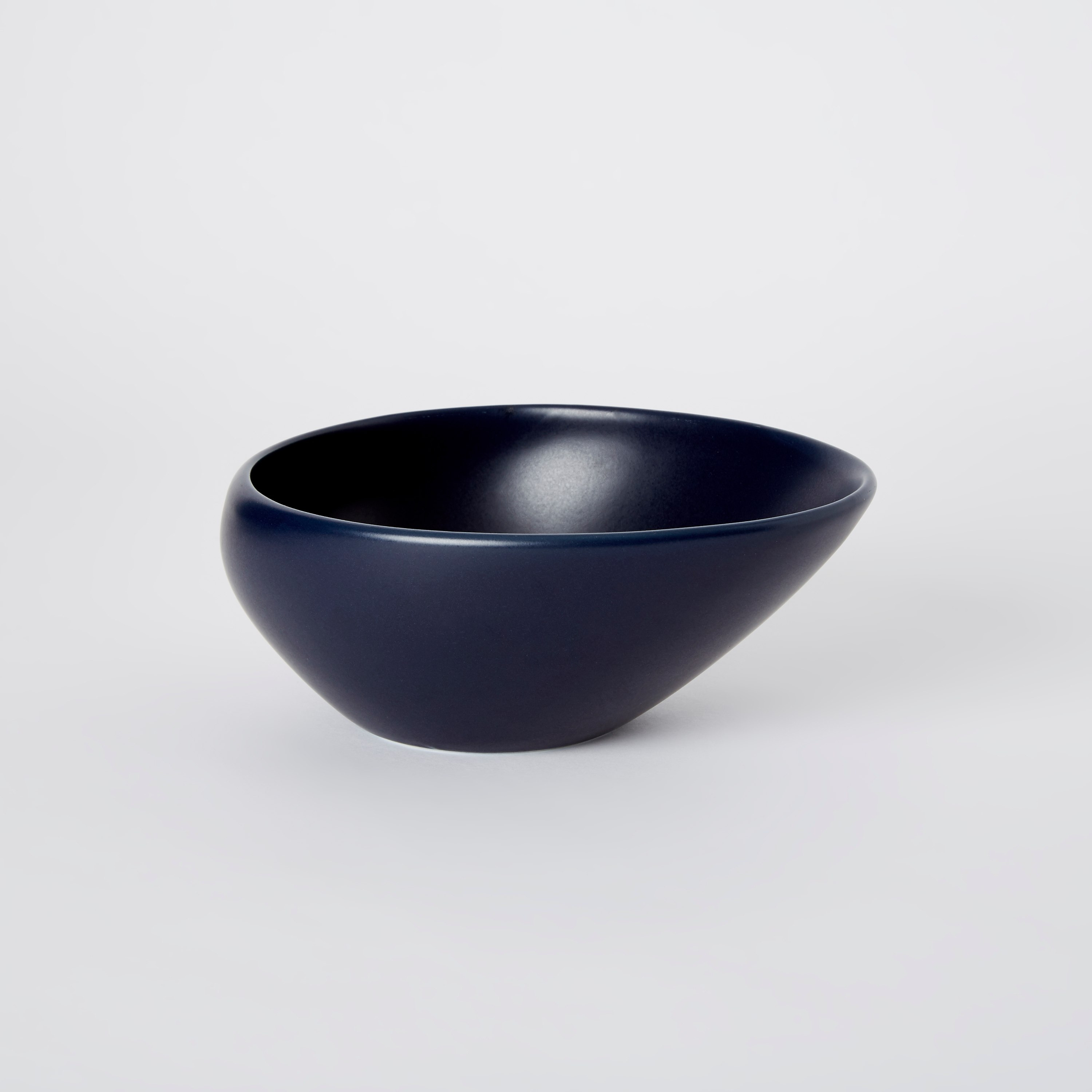 وعاء من فيست - 18 سم-hbxdecorandfurnishings-tabletop-crockery-image-5