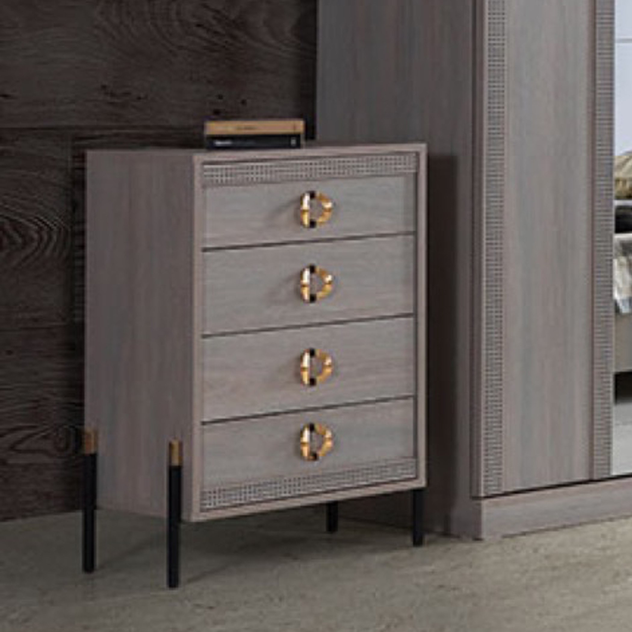 خزانة بـ 4 أدراج من مابيل-hbxfurniture-dressersandchests-chestofdrawers-image-1