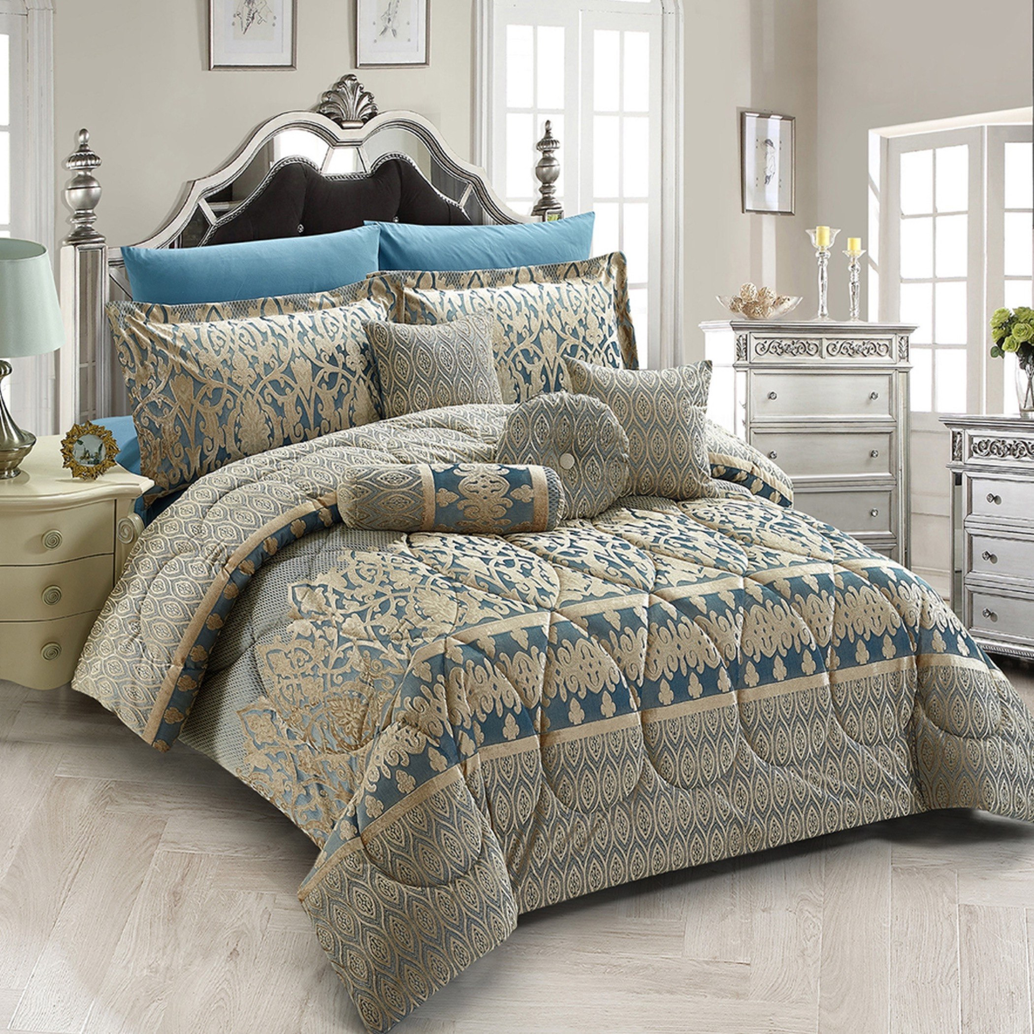 Ziya 10-Piece Jacquard King BIAB Comforter Set - 220x240 cm-hbxhomeware-hbxdecorandfurnishings-image-2