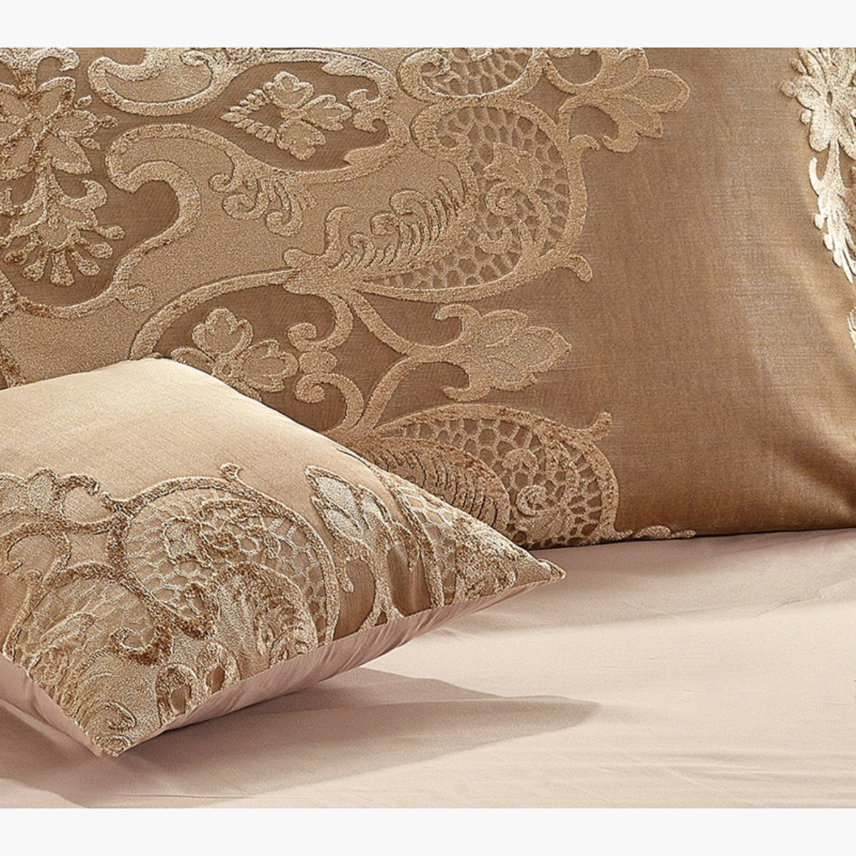 طقم لحاف كينج 5 قطع جاكار من لينا - 220x240 سم-hbxhomeware-hbxdecorandfurnishings-image-3