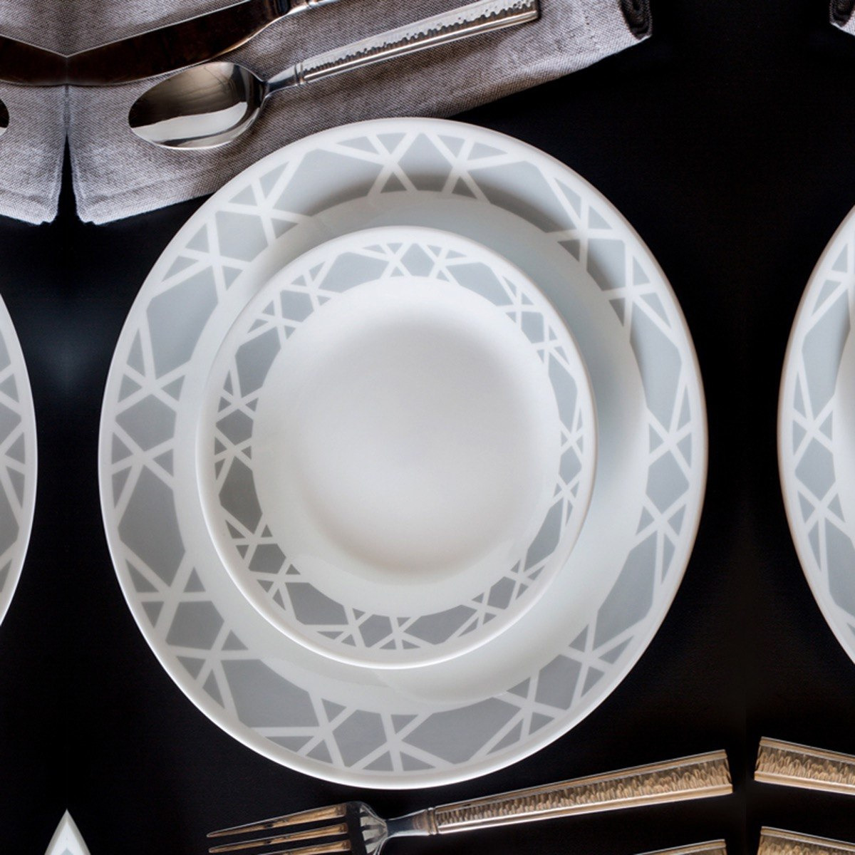 طقم مستلزمات المائدة 16  قطعة من كوريل مودينا-hbxhomeware-hbxkitchen-image-3