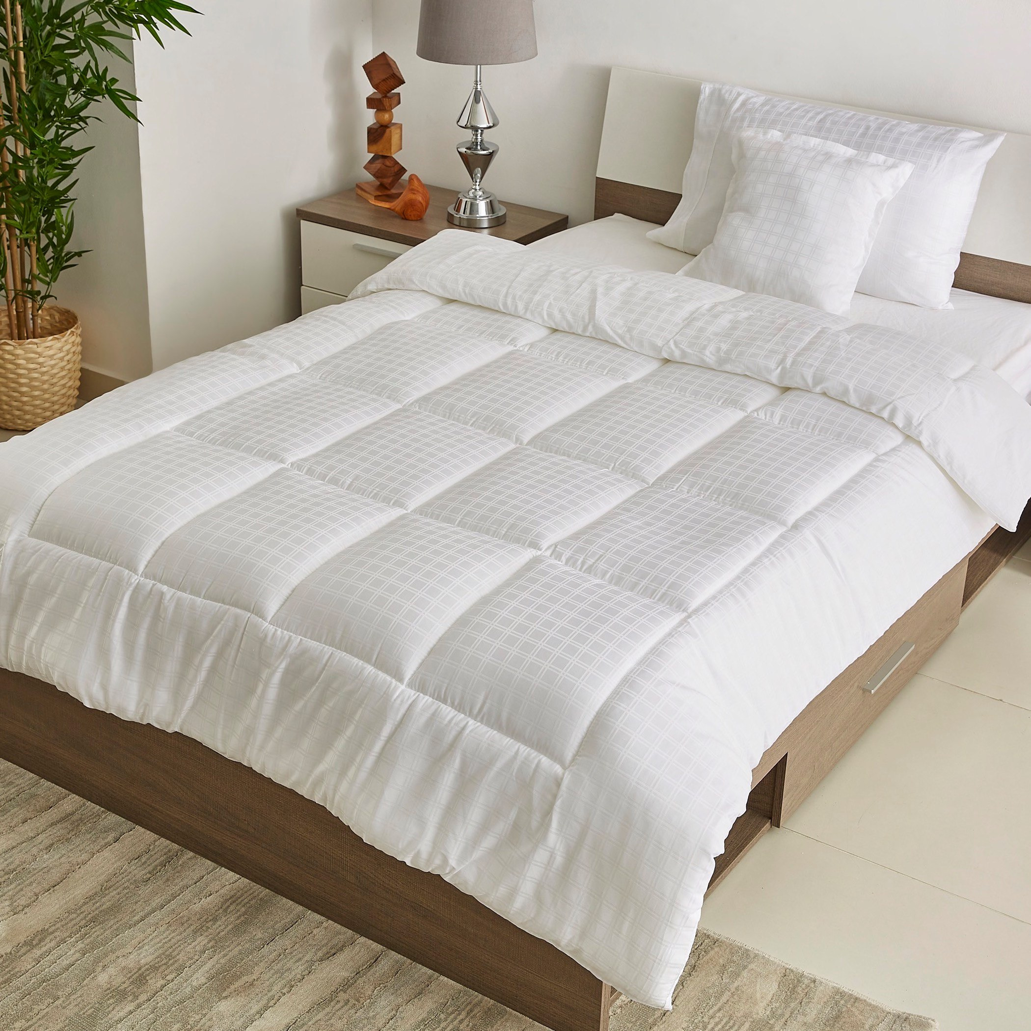 Newport Dobby Satin 3-Piece Twin Comforter Set - 150x220 cm-PROMO_HB_AE_B1G1_250925-image-1