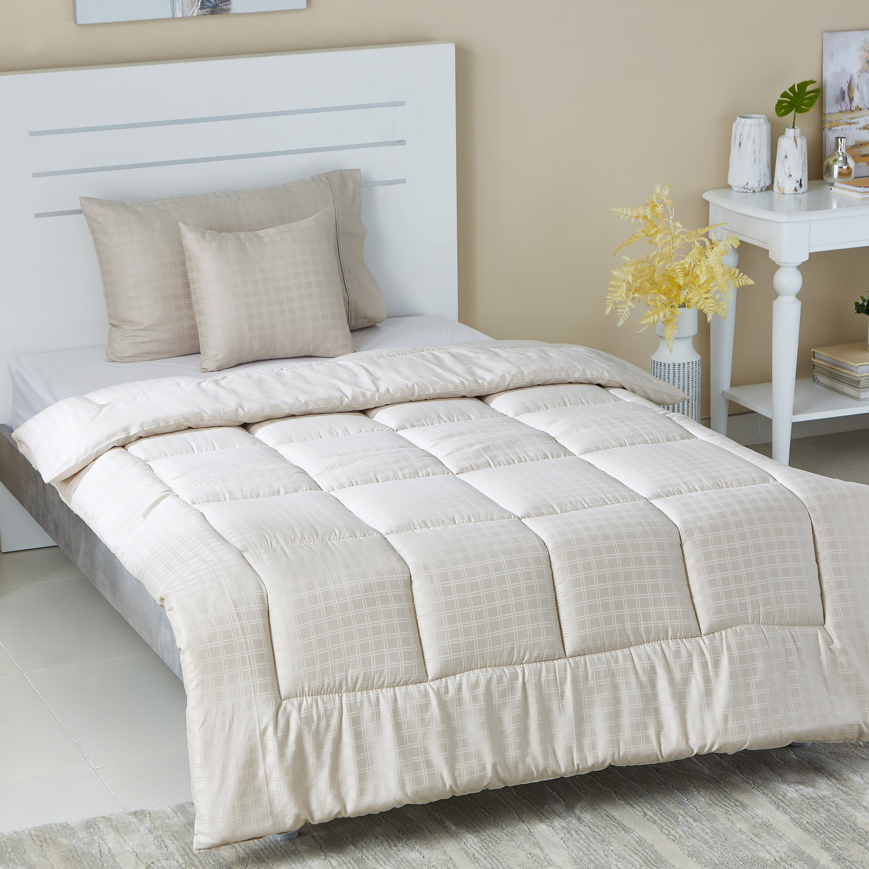 طقم لحاف مزدوج ساتان 3 قطع 150x220 سم - نيوبورت دوبي-hbxhomeware-hbxdecorandfurnishings-image-1