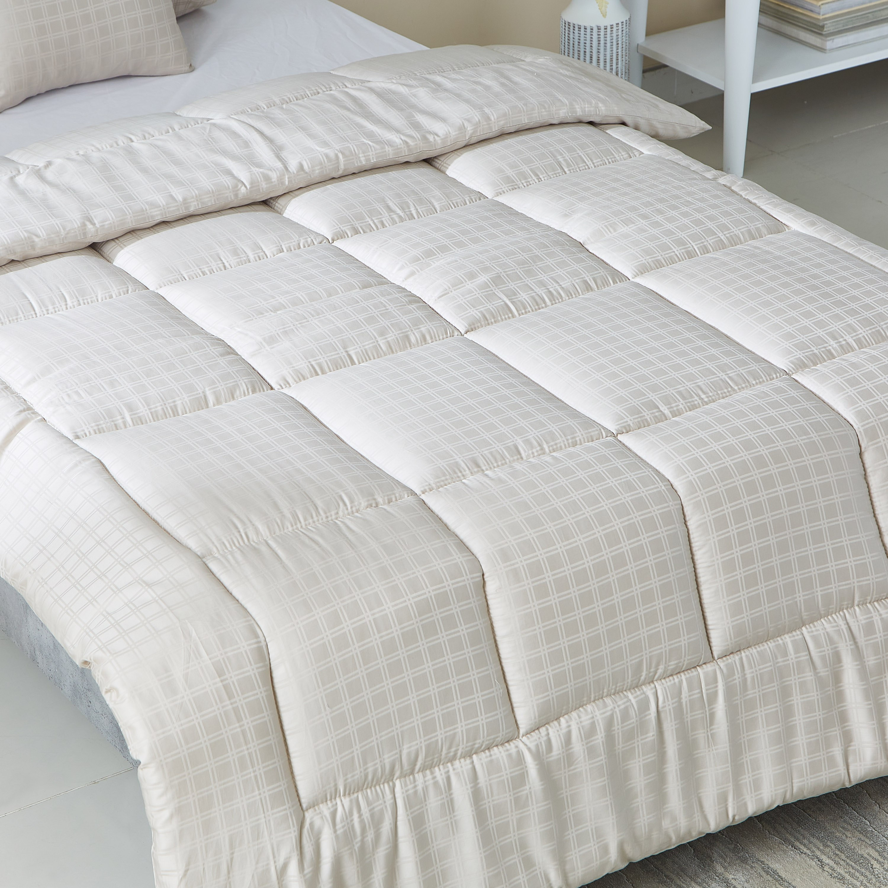 طقم لحاف مزدوج ساتان 3 قطع 150x220 سم - نيوبورت دوبي-hbxhomeware-hbxdecorandfurnishings-image-3