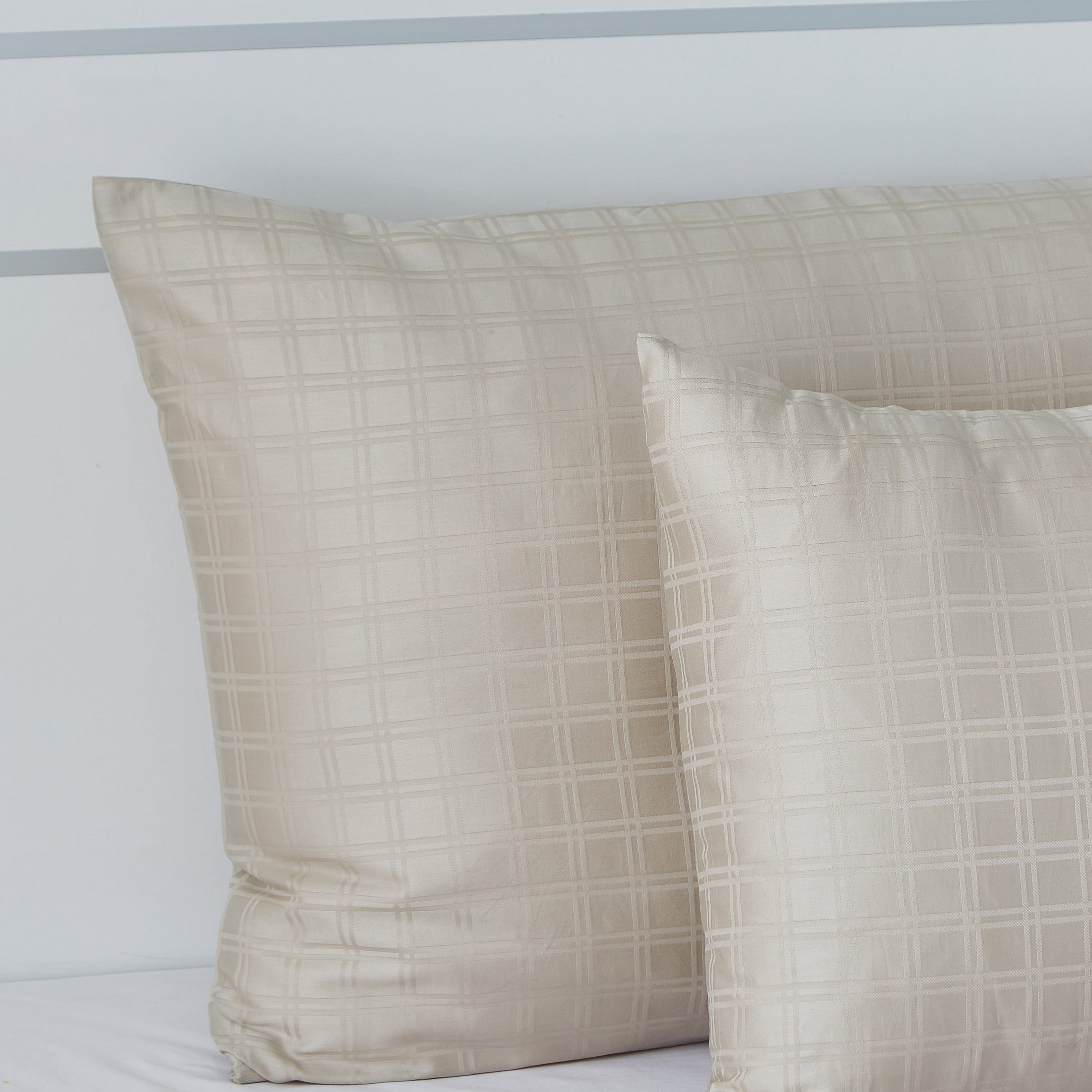 طقم لحاف مزدوج ساتان 3 قطع 150x220 سم - نيوبورت دوبي-hbxhomeware-hbxdecorandfurnishings-image-4