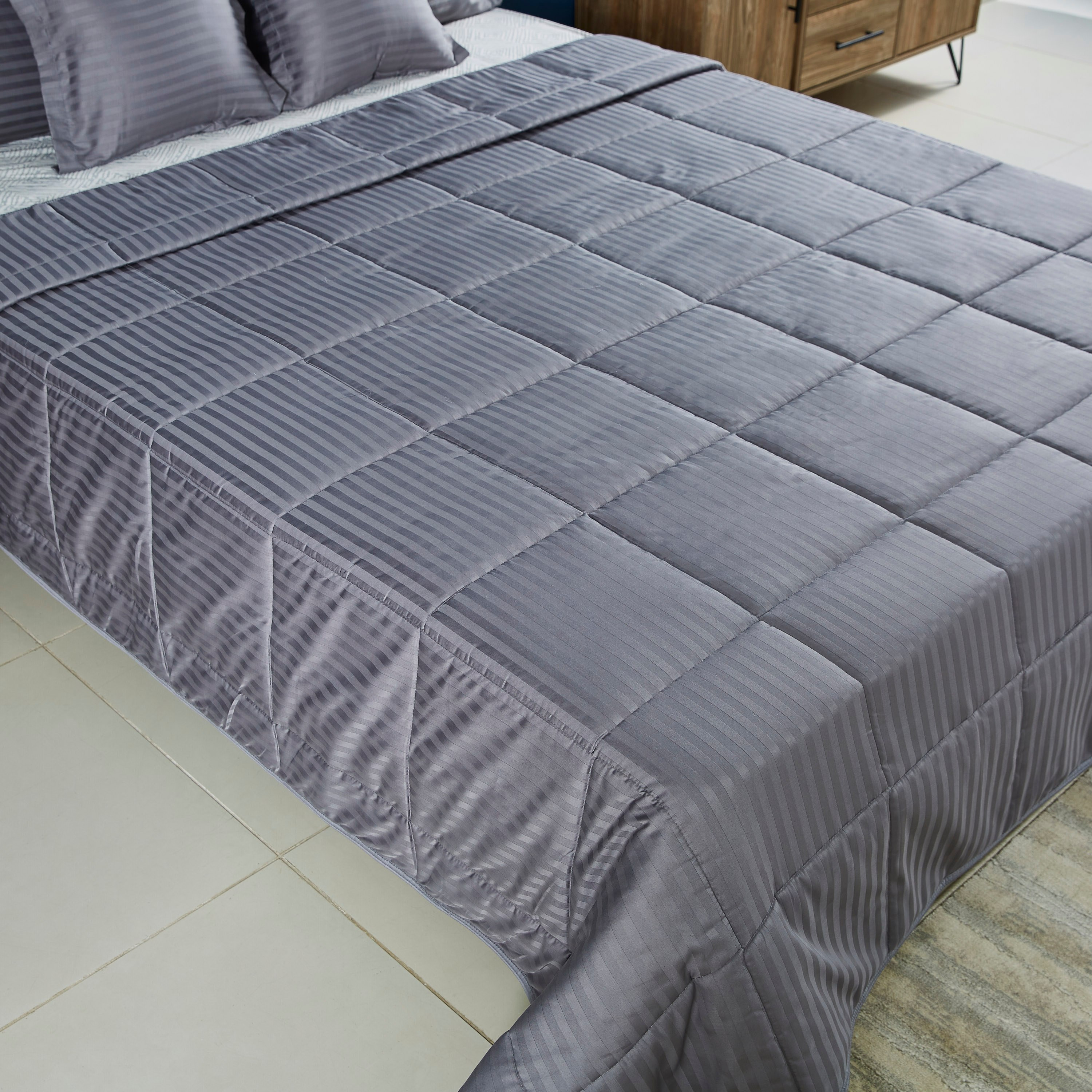 طقم لحاف قطن مخطّط للصيف 5 قطع من كاسبلانكا - 220x240 سم-hbxdecorandfurnishings-bedding-bedspreadsandquilts-image-4