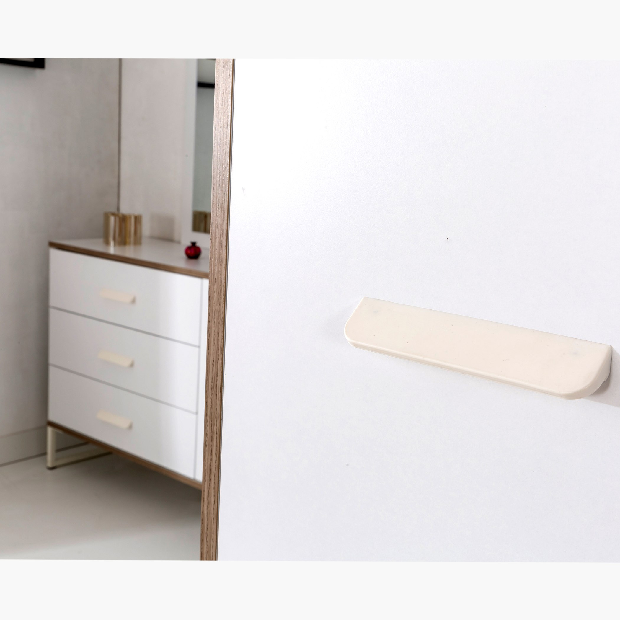 طاولة تزيين بباب واحد و3 أدراج دون مرآة من ترافيس-hbxfurniture-bedroom-dressersandmirrors-image-4
