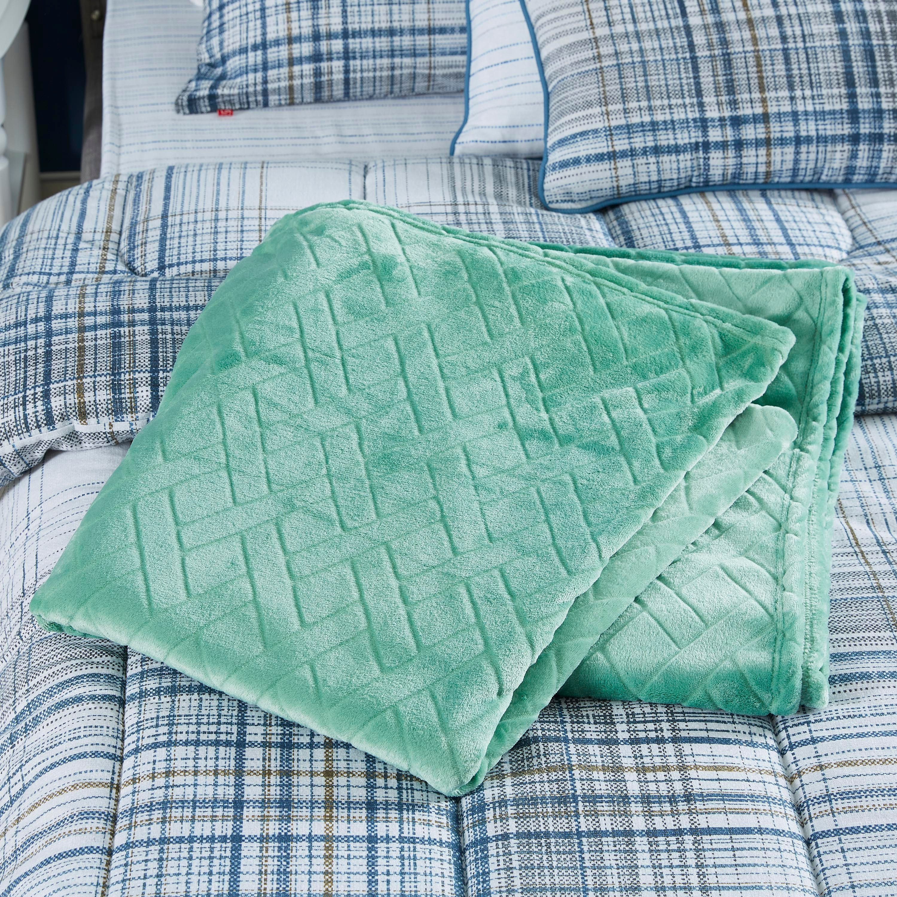 بطانية فلانيل مزدوجة منقوشة من نوفا- 150x200 سم-hbxhomeware-hbxbedroom-image-2