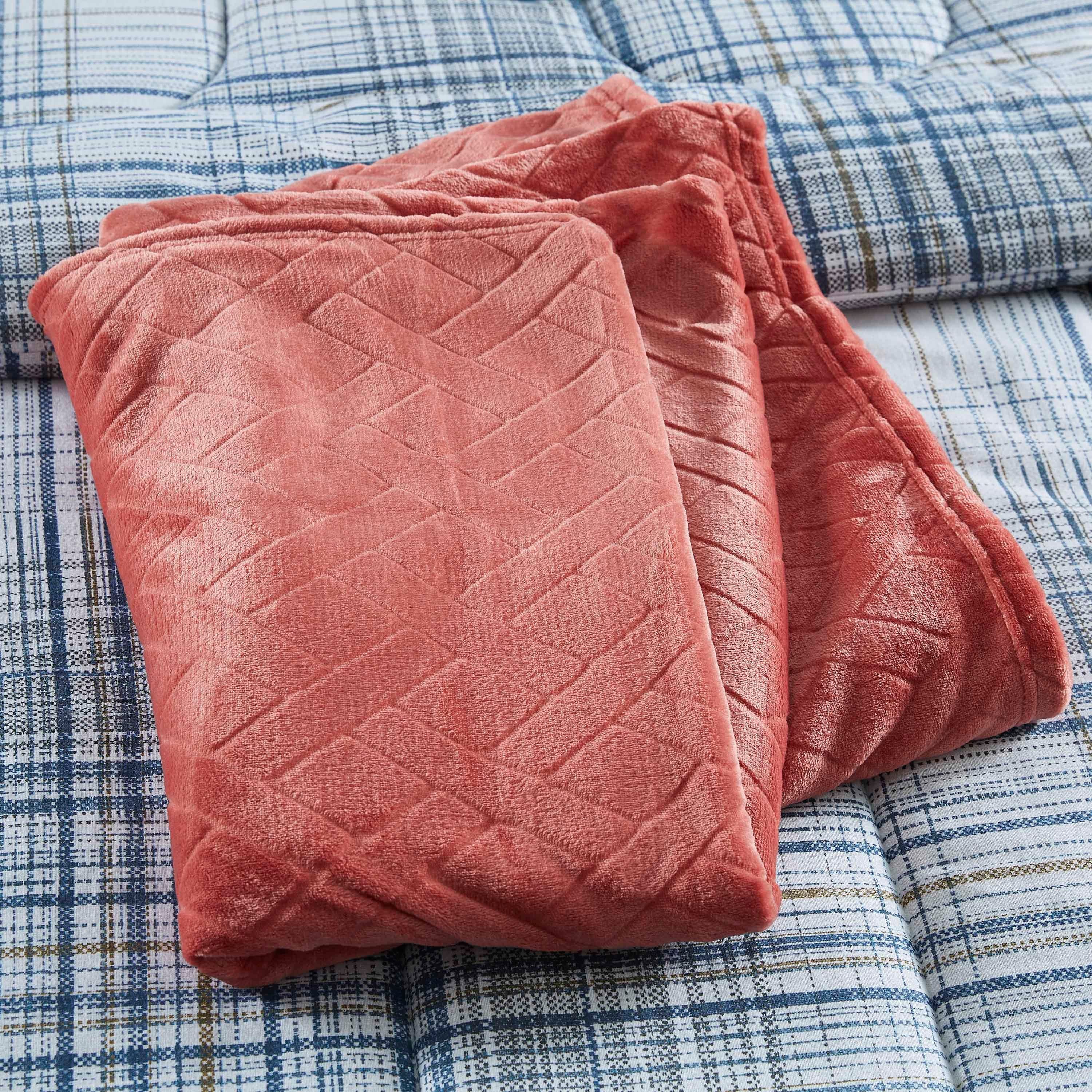 بطانية فلانيل كوين منقوشة من نوفا - 200x220 سم-hbxhomeware-hbxbedroom-image-3