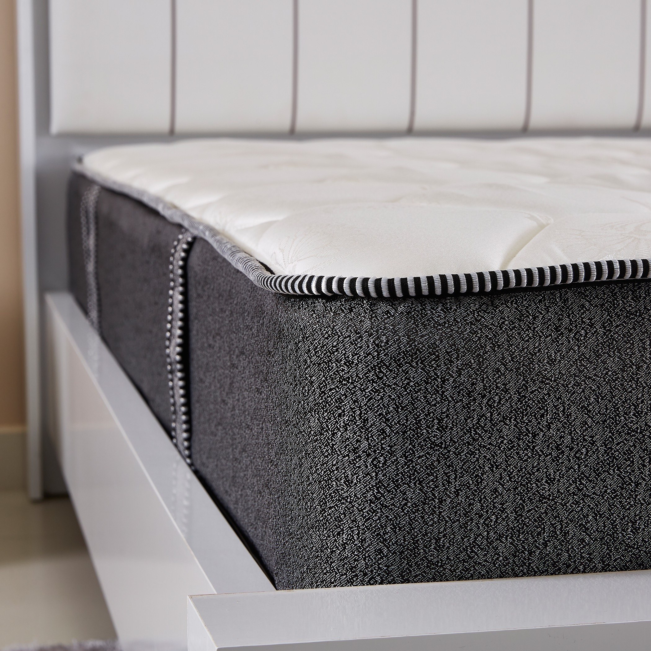 iSeatle King Size Bonnell Spring Mattress - 180x200x23 cm-hbxfurniture-mattresses-king-image-4