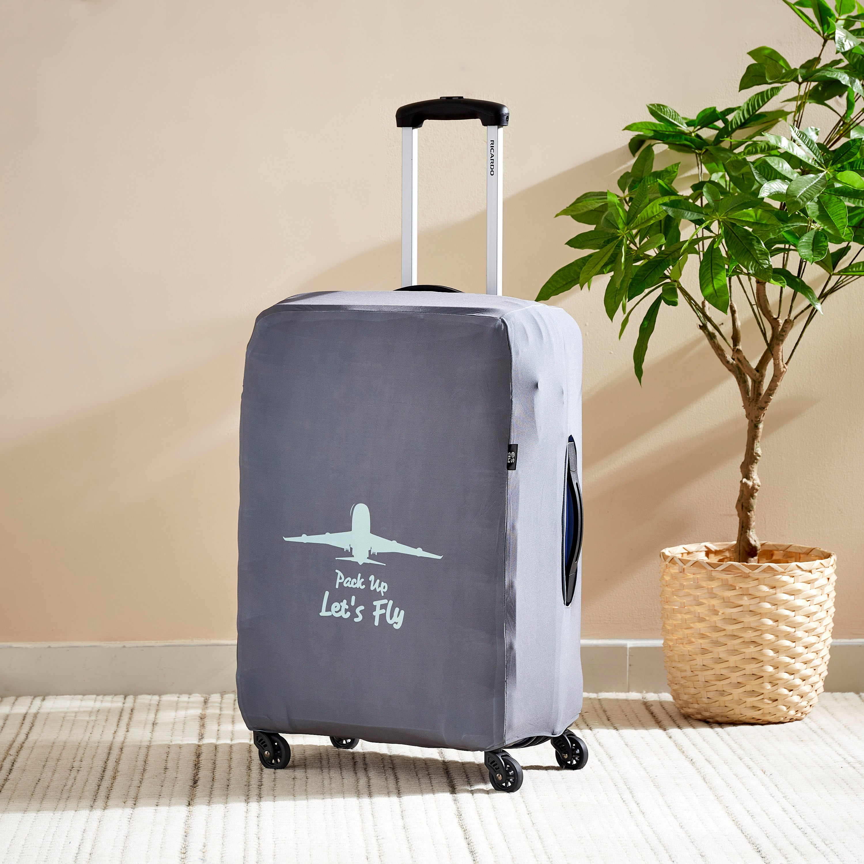 واقي الأمتعة بطبعات رقمية باك أب ليتس فلاي من أتش بي أس أو  - 61 سم-hbxdecorandfurnishings-homeaccessories-novelties-image-1