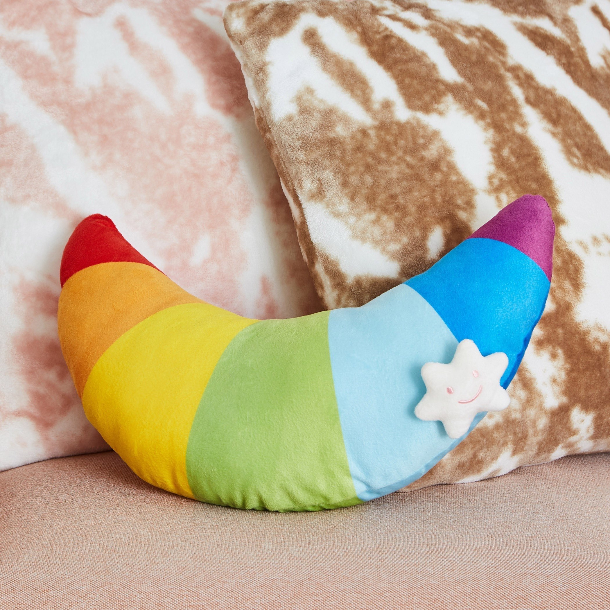 وسادة على شكل قمر من لاش - 40x30 سم-hbxhomeware-hbxkidsandyouth-image-1