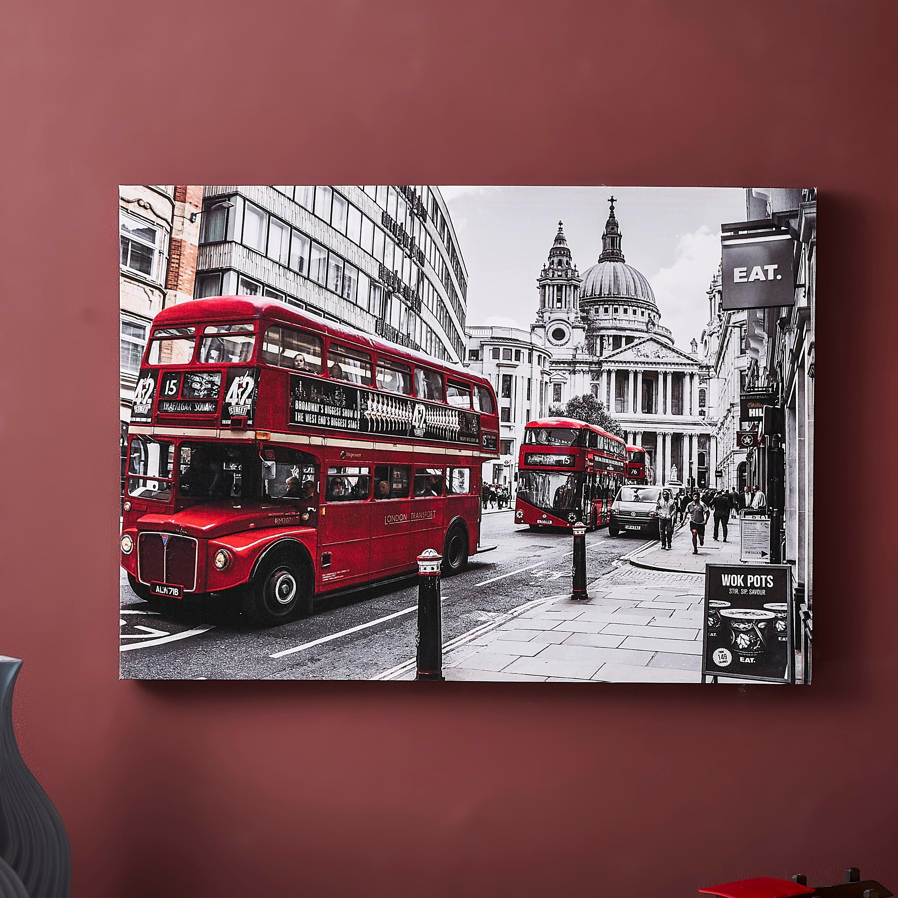 لوحة كانفاس مؤطرة بتصميم حافلة لندن من كيا-hbxhomeware-hbxdecorandfurnishings-image-1