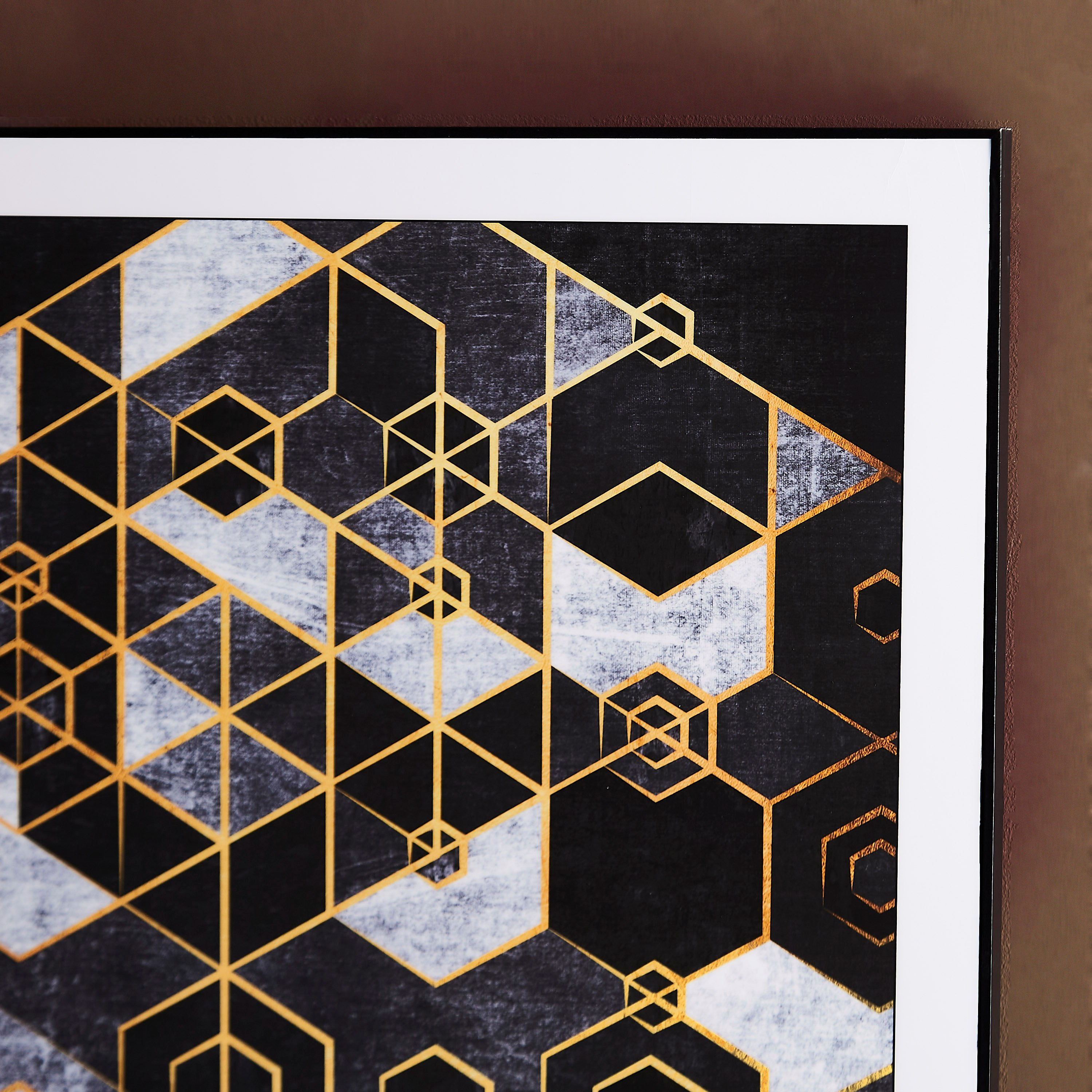 لوحة مؤطرة لامعة بتصميم هندسي من كيا-PROMO_HB_AE_B1G1_250925-image-3