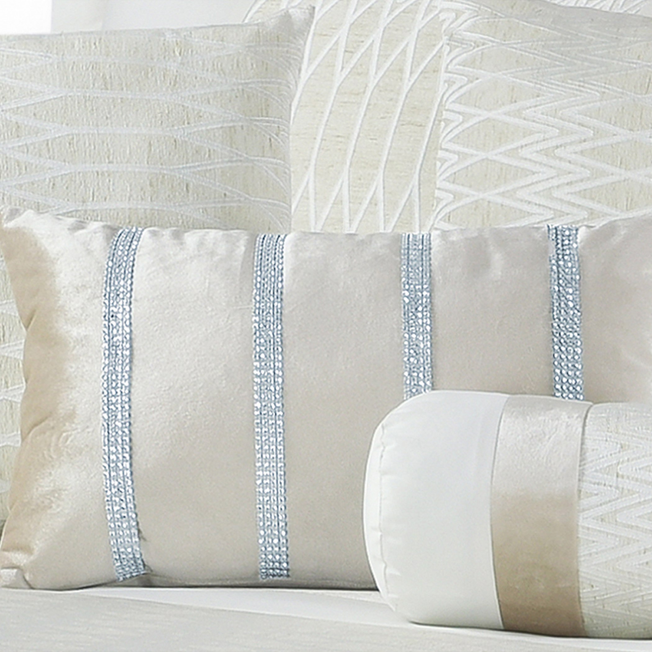 Noelle 10-Piece Jacquard King BIAB Comforter Set - 220x240 cm-hbxhomeware-bedding-bedinabag-image-2
