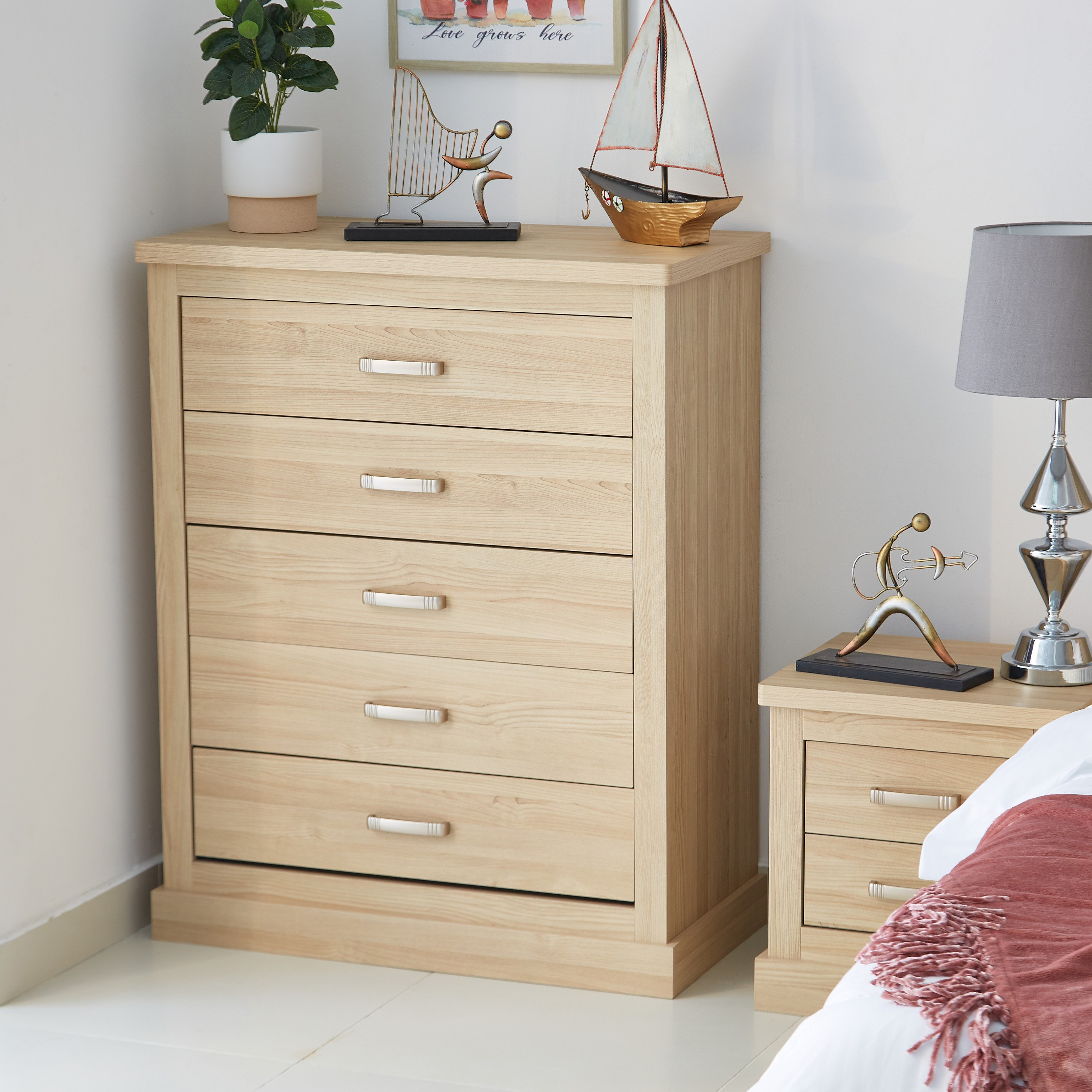 Salford Chest of 5-Drawers-hbxfurniture-dressersandchests-chestofdrawers-image-1