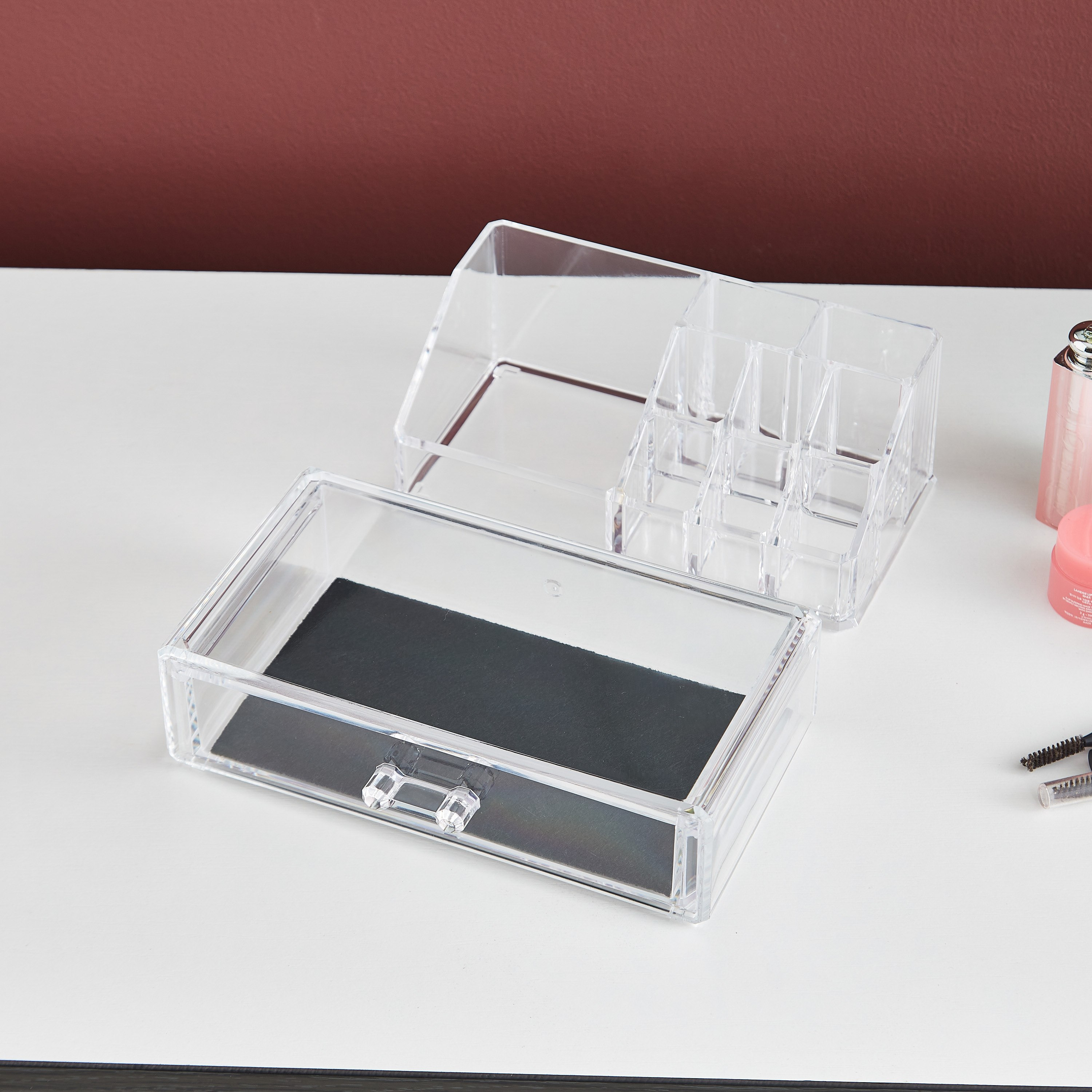 منظم مستحضرات تجميل بدرج من كريستال-hbxbedroom-bedroomaccessories-jewelleryboxesandholders-image-2