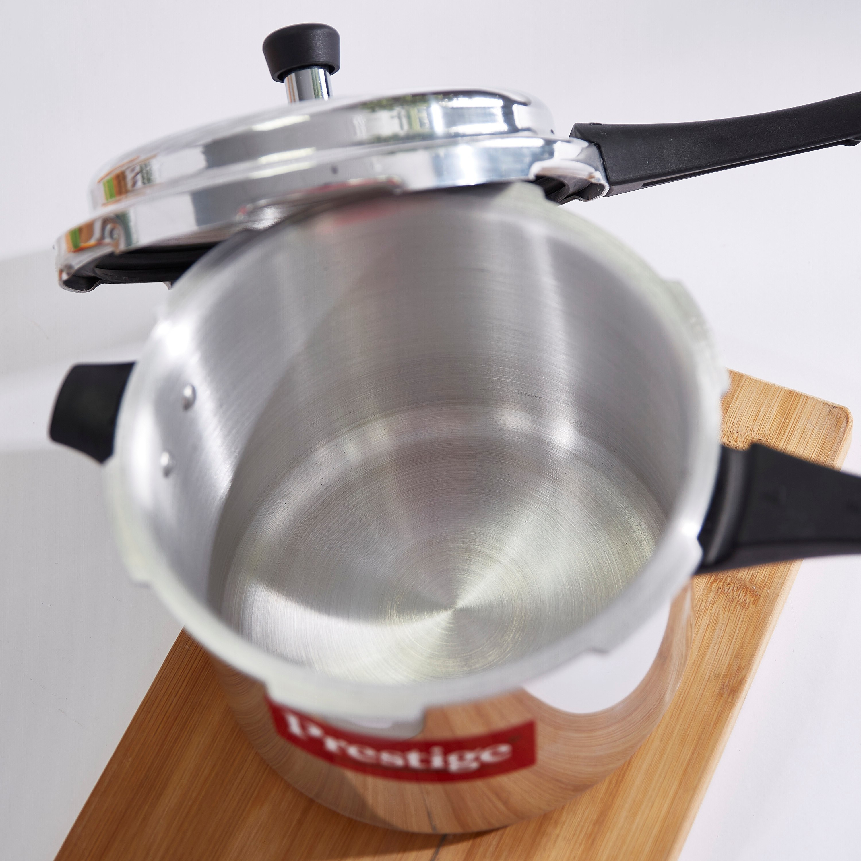 طنجرة ضغط بوبيلار من بريستيج  - 3 لتر-hbxkitchen-kitchenware-foodpreparation-image-3