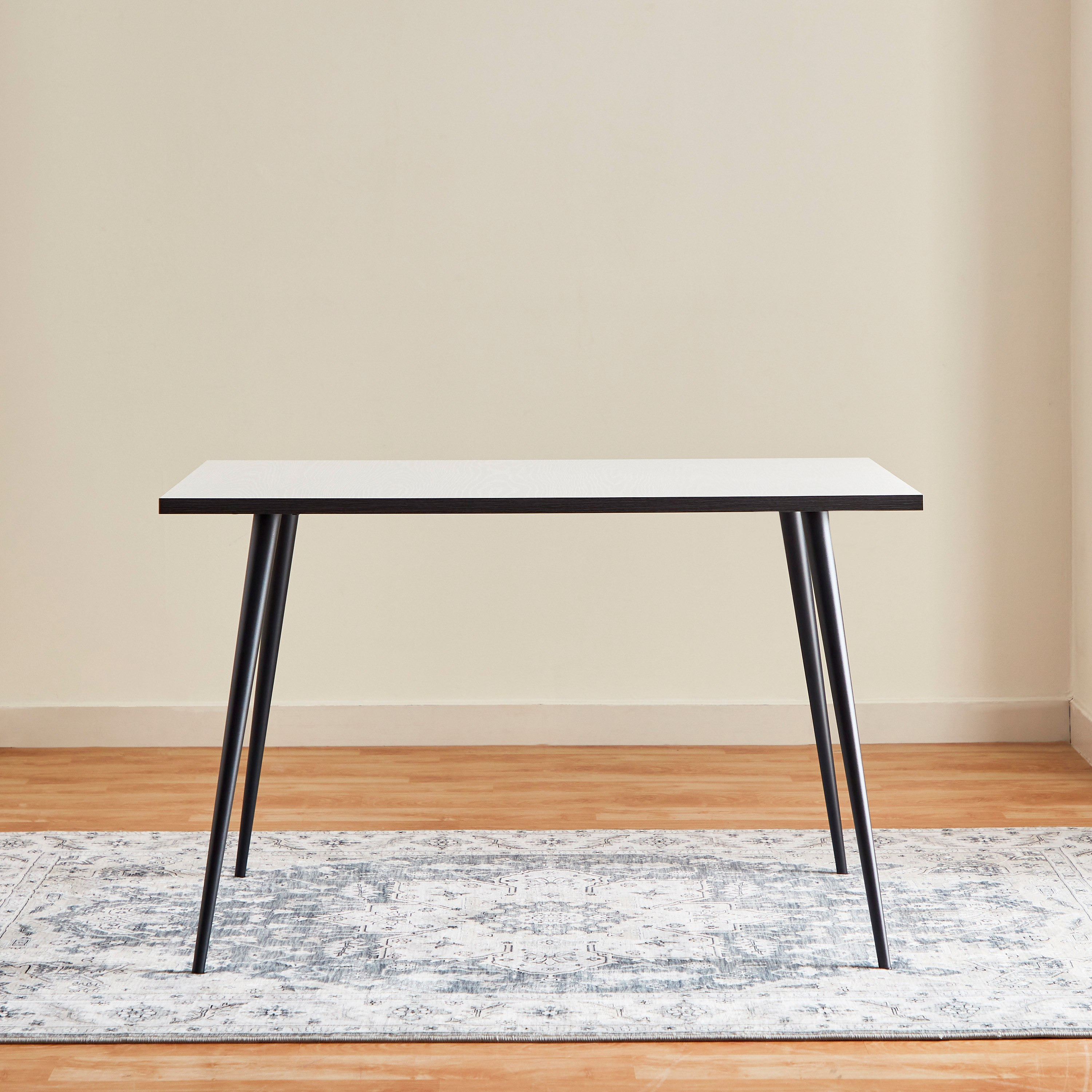 طاولة سفرة 4 مقاعد من فنلندا-hbxfurniture-diningtablesandsets-diningtables-fourseater-image-2