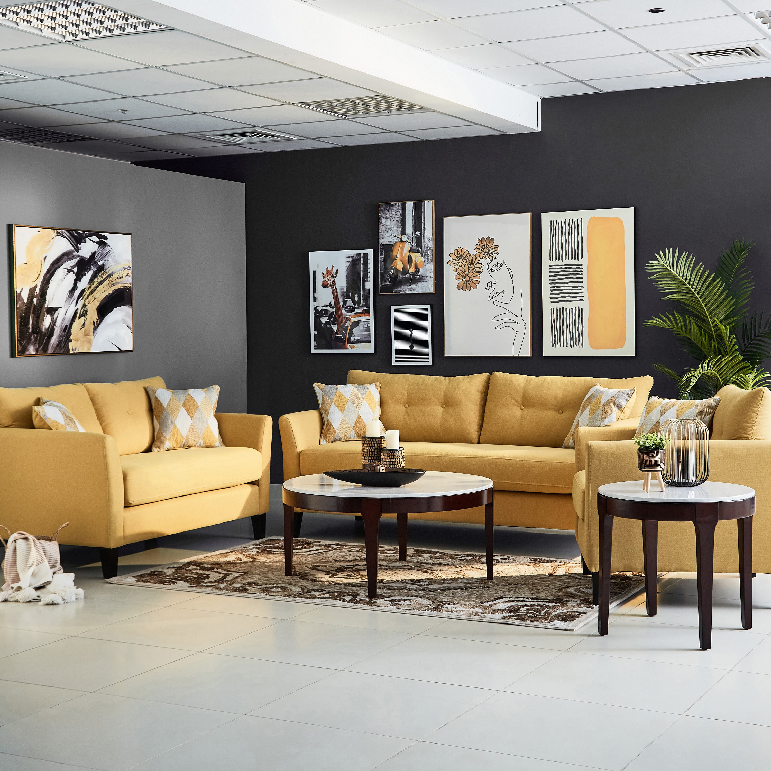 كنبة مقعدين ووسادتين من ليلي-hbxlivingroom-sofasandarmchairs-sofas-image-10