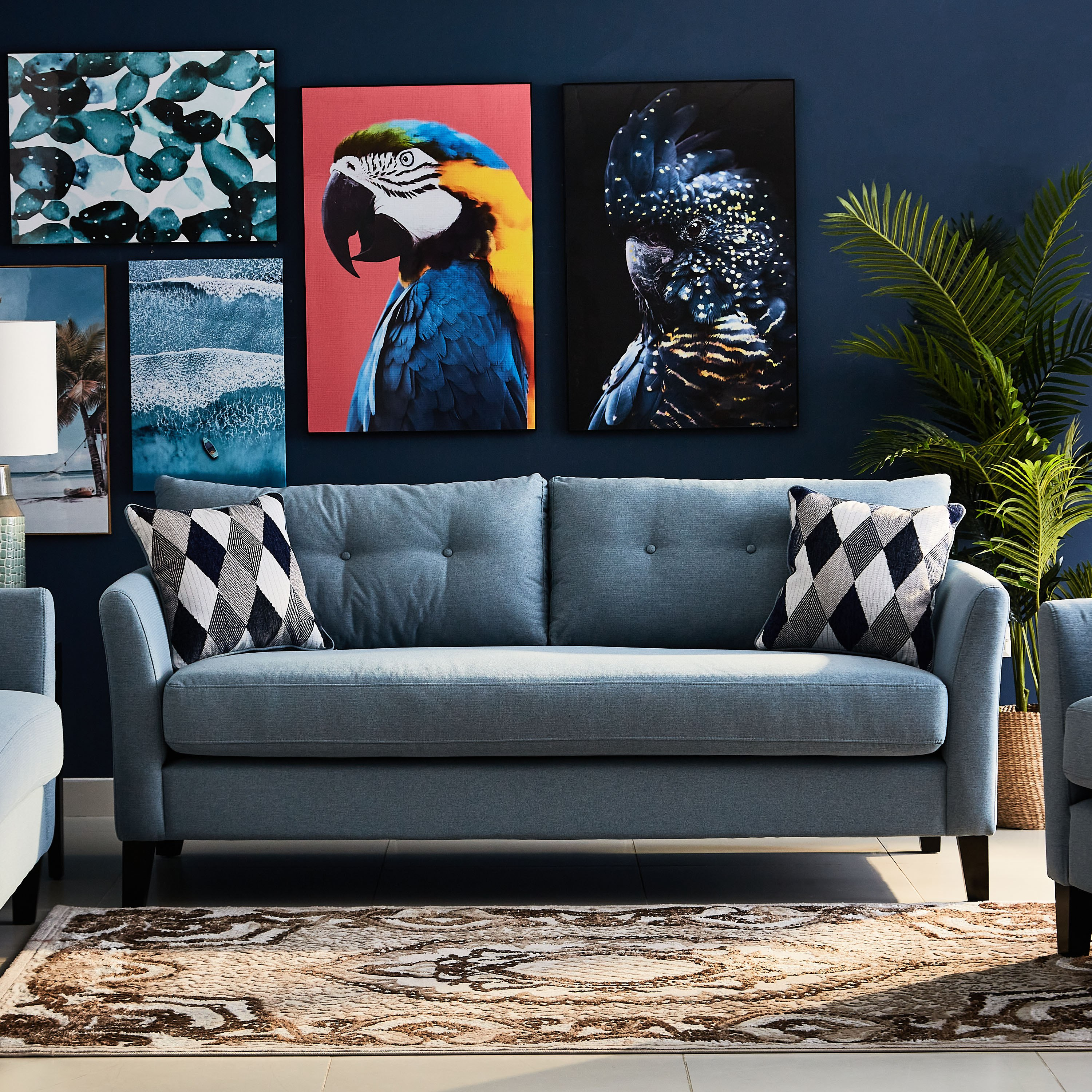كنبة بـ 3 مقاعد ووسادتين من ليلي-hbxlivingroom-sofasandarmchairs-sofas-image-2