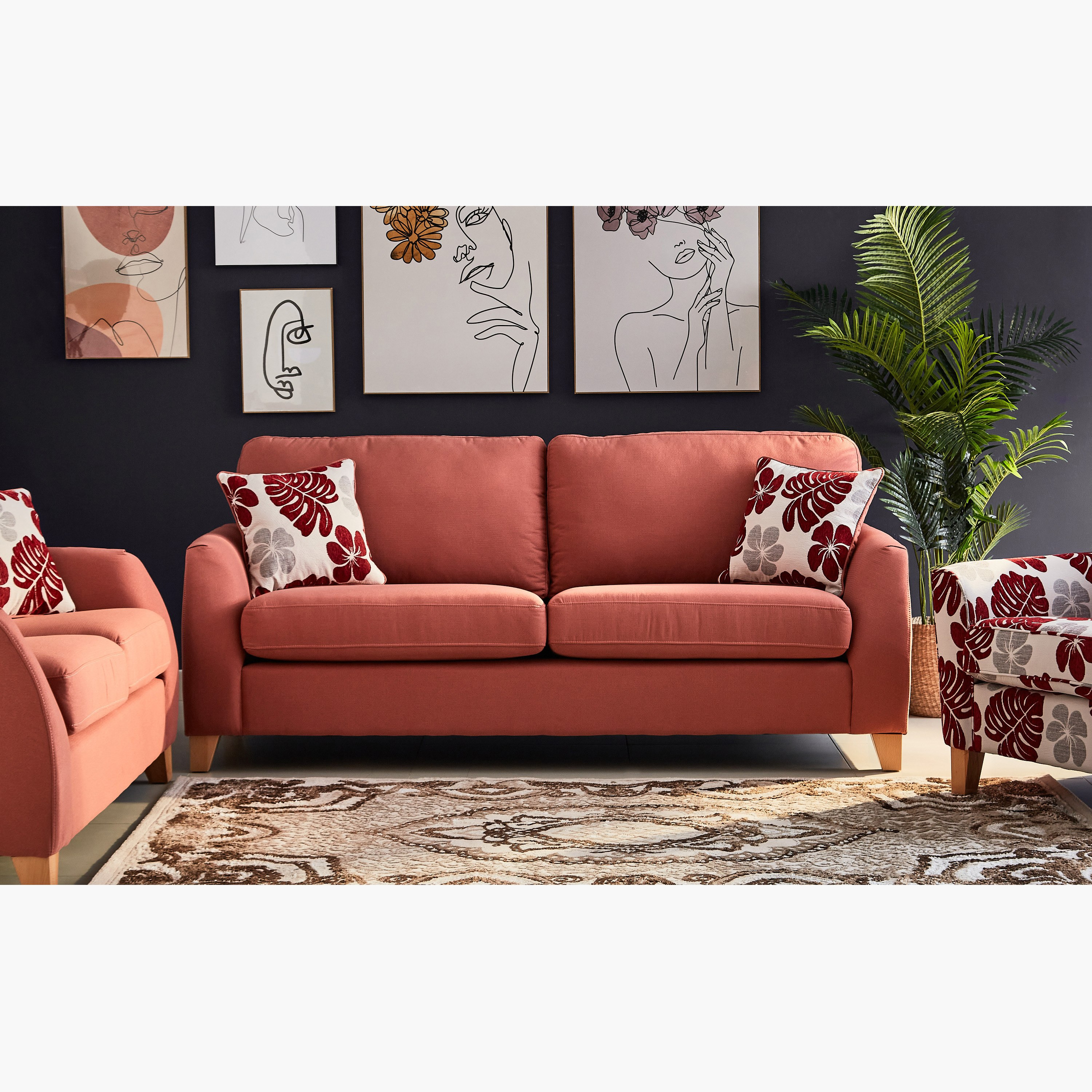 كنبة بـ 3 مقاعد ووسادتين من ديبورا-hbxlivingroom-sofasandarmchairs-sofas-image-1