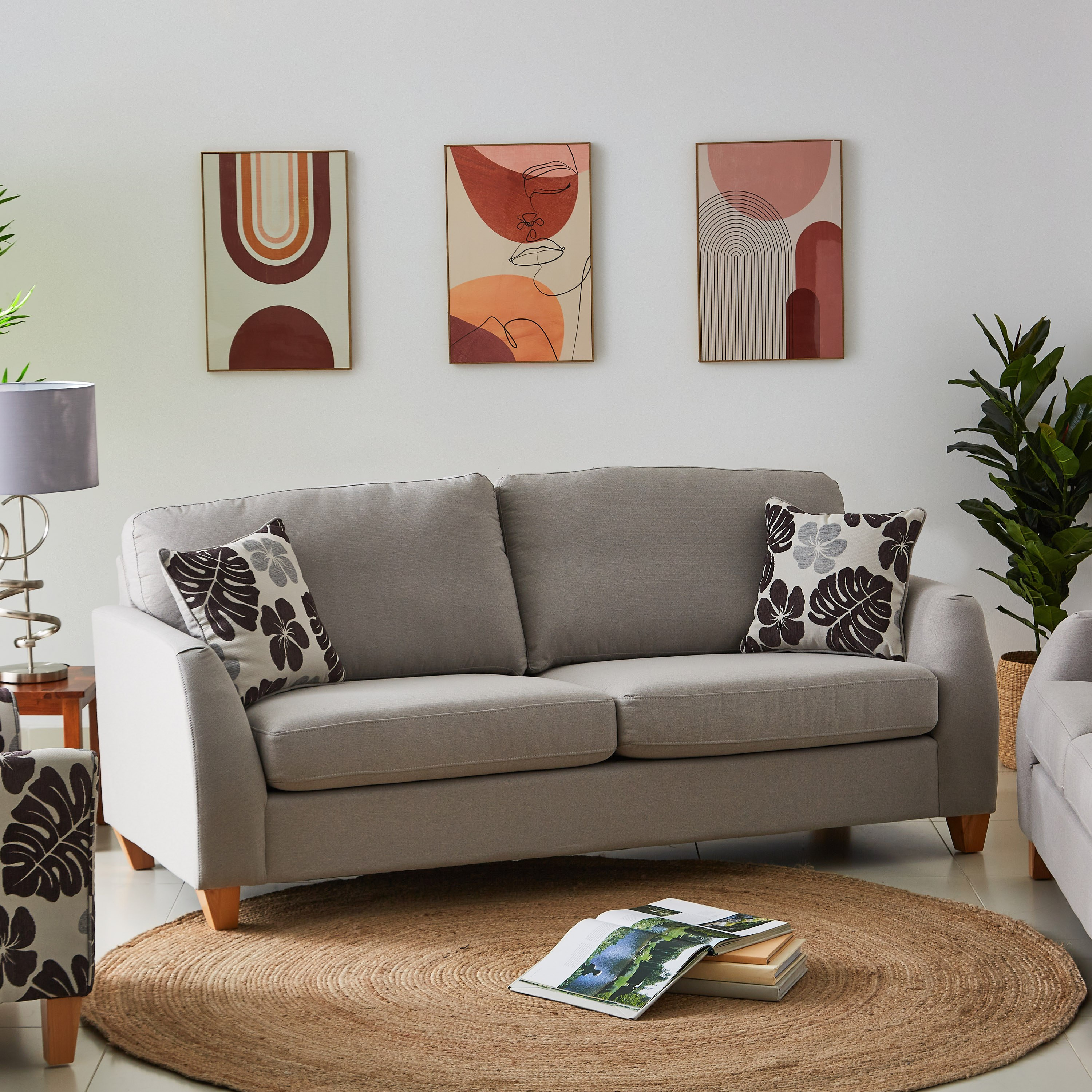 كنبة قماشيّة 3 مقاعد مع وسادتين من ديبورا-hbxlivingroom-sofasandarmchairs-sofas-image-2