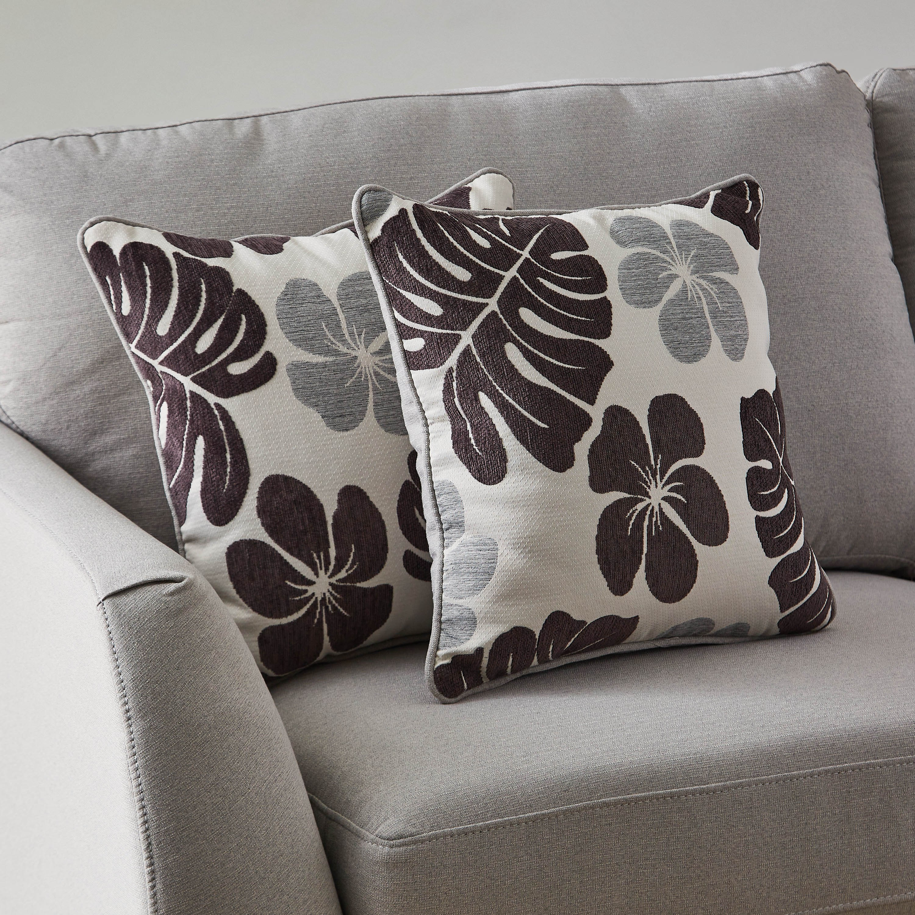 كنبة قماشيّة 3 مقاعد مع وسادتين من ديبورا-hbxlivingroom-sofasandarmchairs-sofas-image-6