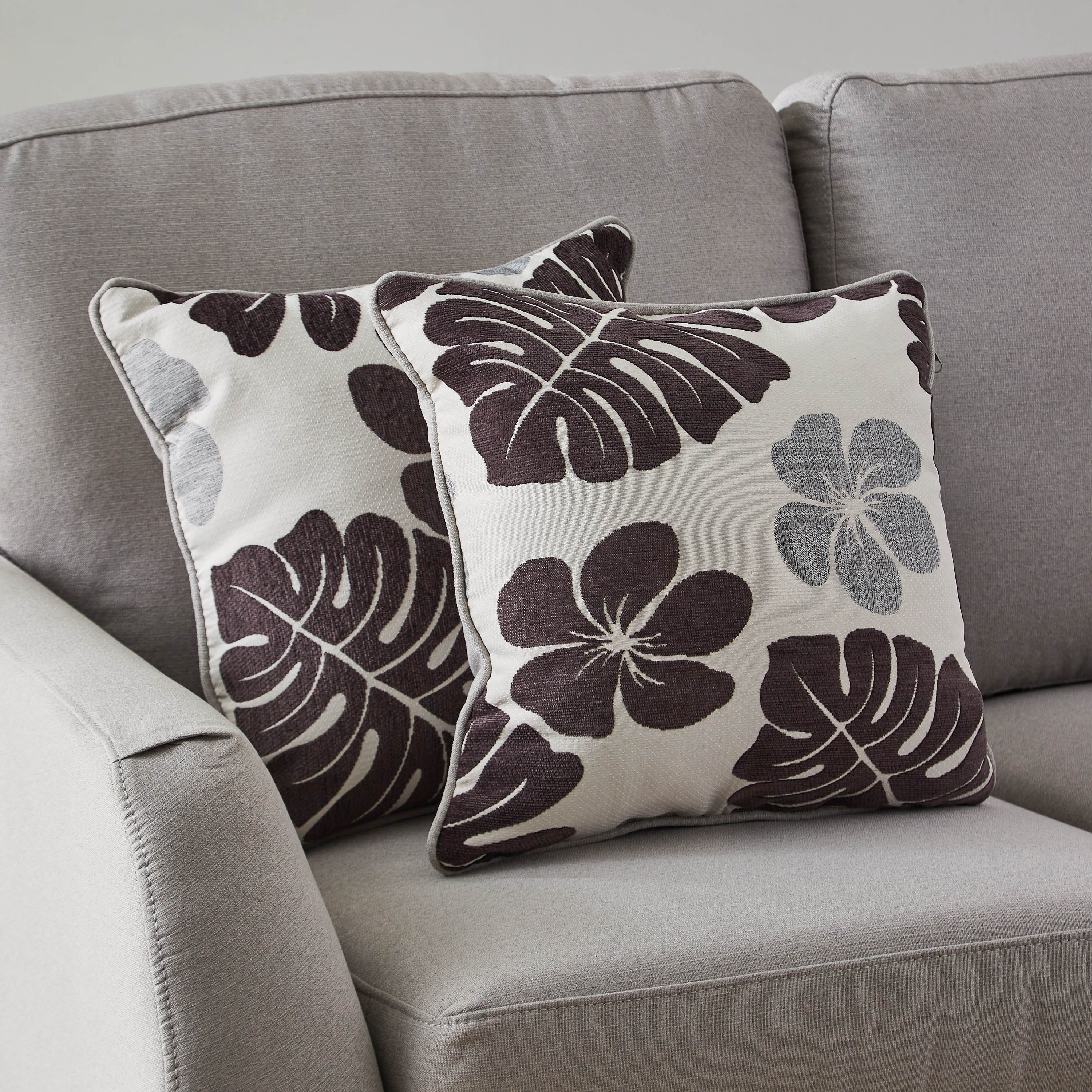 كنبة قماشيّة مقعدين مع وسادتين من ديبورا-hbxlivingroom-sofasandarmchairs-sofas-image-6